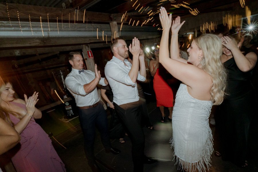 AngelaBrushePhotography_WEDDING_L&B_041026_SNEAKPEEKS-193.jpg