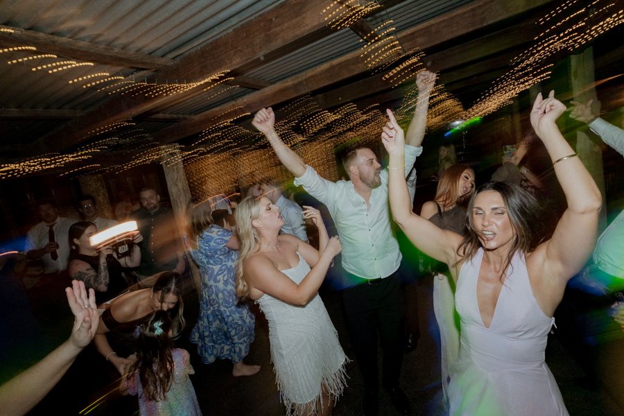 AngelaBrushePhotography_WEDDING_L&B_041026_SNEAKPEEKS-195.jpg