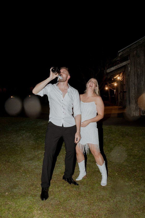 AngelaBrushePhotography_WEDDING_L&B_041026_SNEAKPEEKS-202.jpg