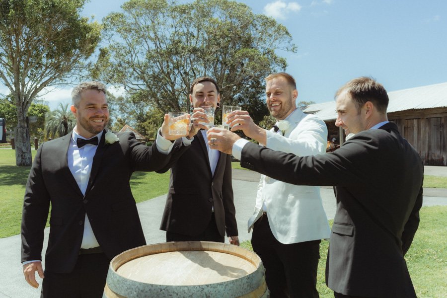 AngelaBrushePhotography_WEDDING_L&B_041026_SNEAKPEEKS-21.jpg