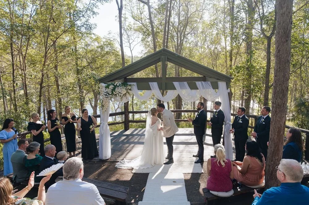 Jen &amp; Jason’s Walkabout Creek Wedding | Brisbane Wedding Photographer