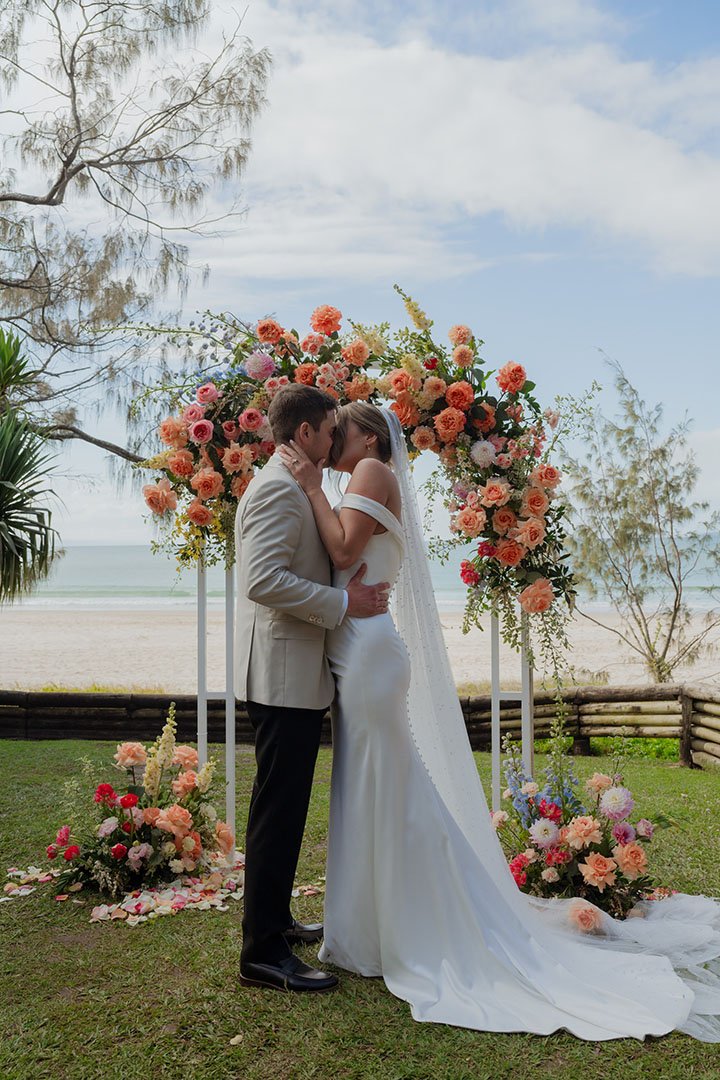 Noosa Beach wedding ceremony