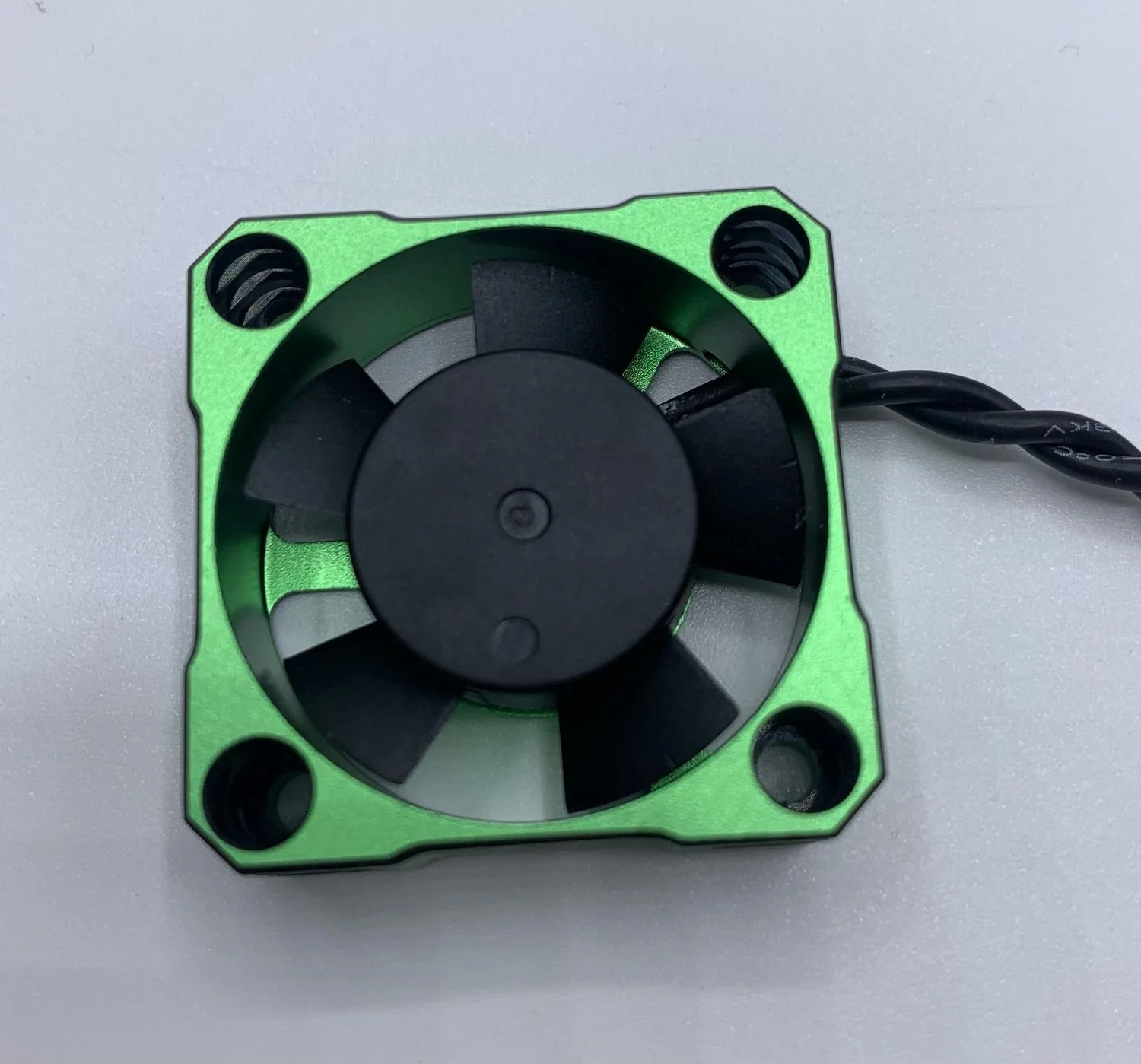 MOTIV M5 ALUMINUM COOLING FAN (30x30x10) Green