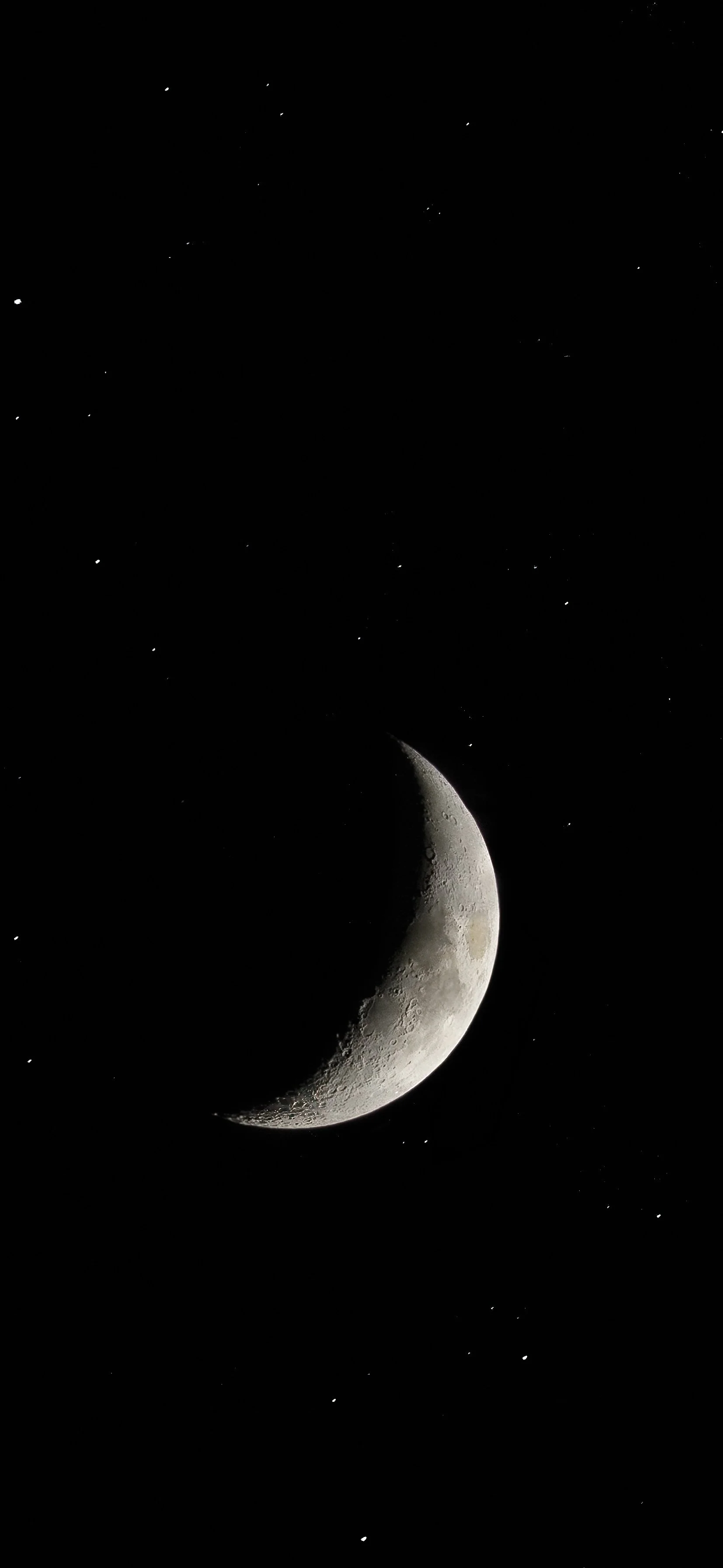 400mm Moon Sharpen-Motion.jpg