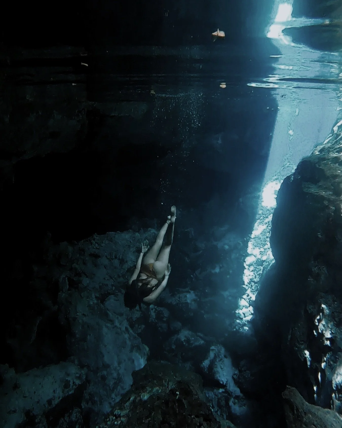 Some things just feel right to do 🦦 clearing your head, relaxing, going deeper than you thought you could. Becoming confident and more liquid 💧