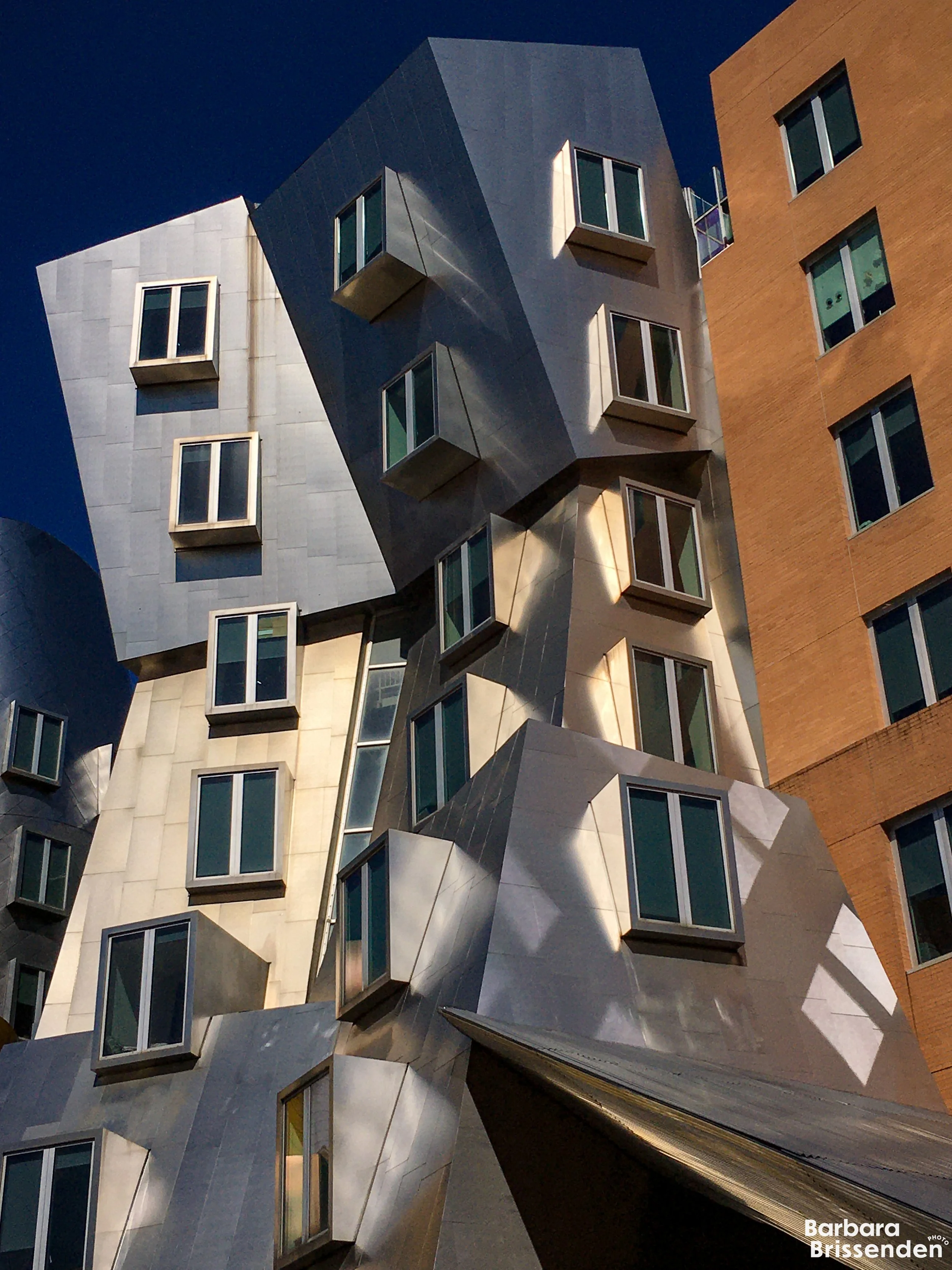 Stata Center 1 MIT.jpg