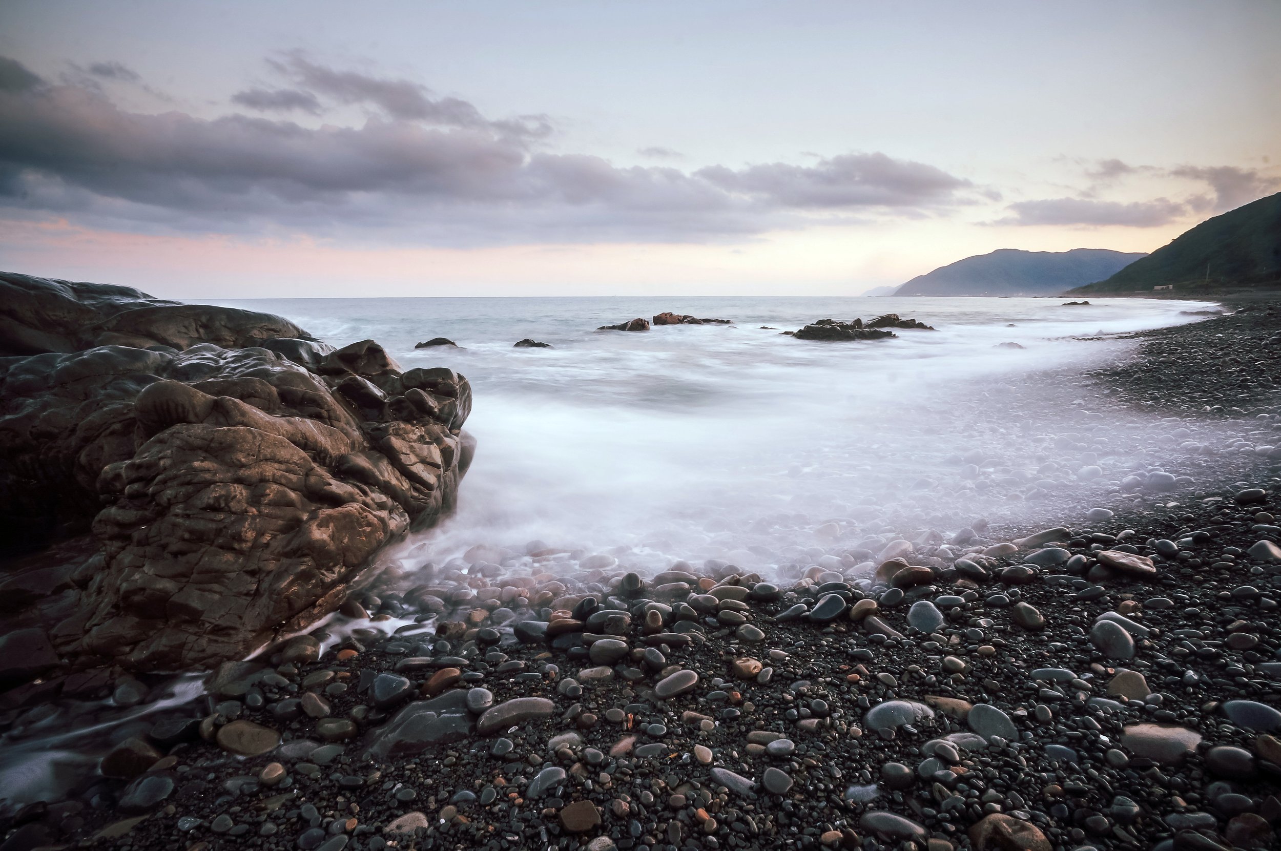 Goro-Goro: The Sound of Rattling Pebbles, Kōchi, Japan, 2015