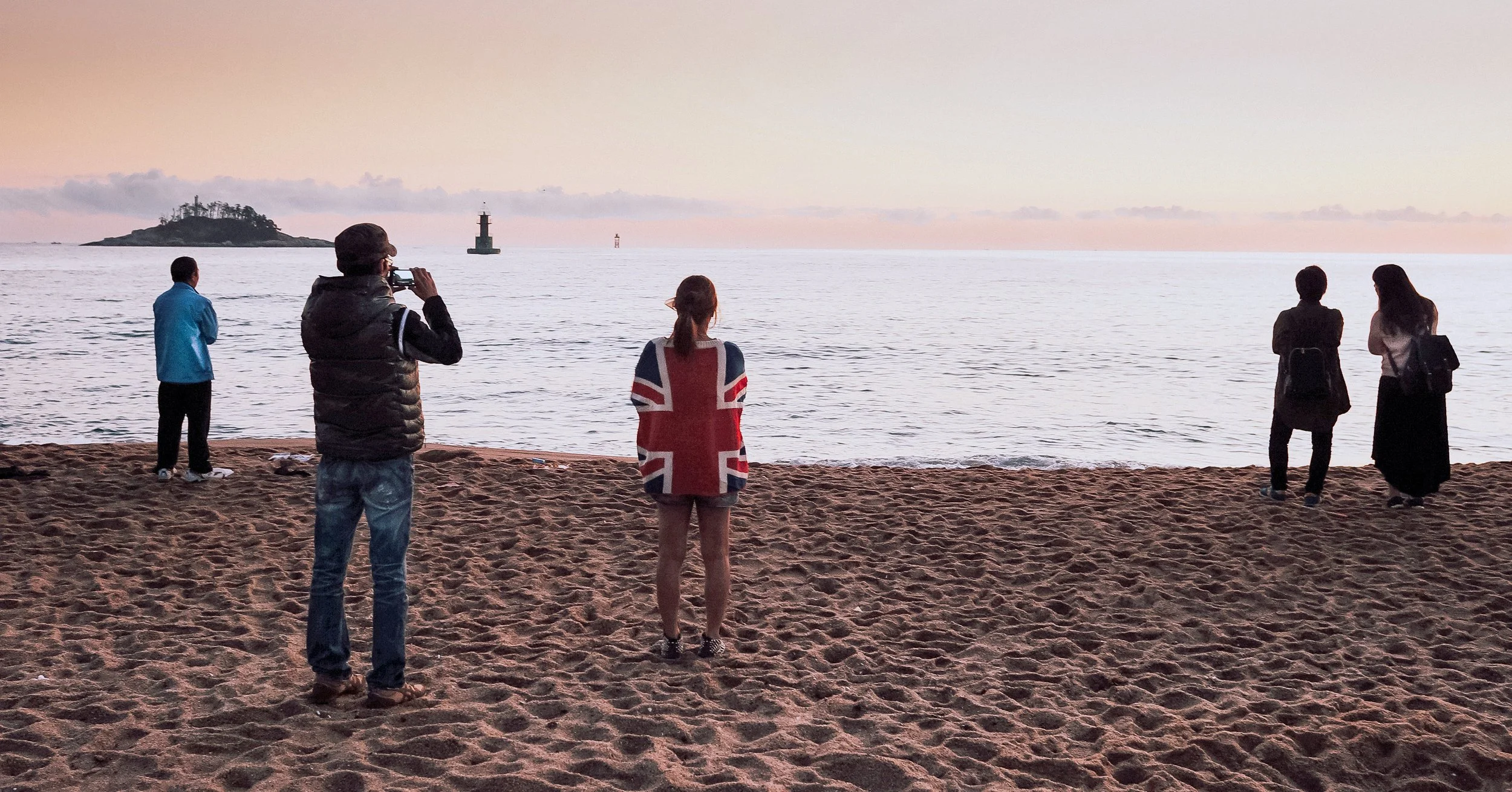 Waiting for the Sun on the Northeastern Coast, Sokcho, South Korea, 2012