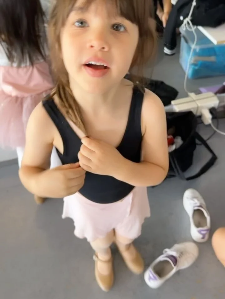 Some of our foundation cuties having heaps of fun 🤍
.
.
.

.
#toddler #kids #dance #danceclasses #lalor
.
.
.
.
Epping Thomastown kinder mum Bundoora ballet