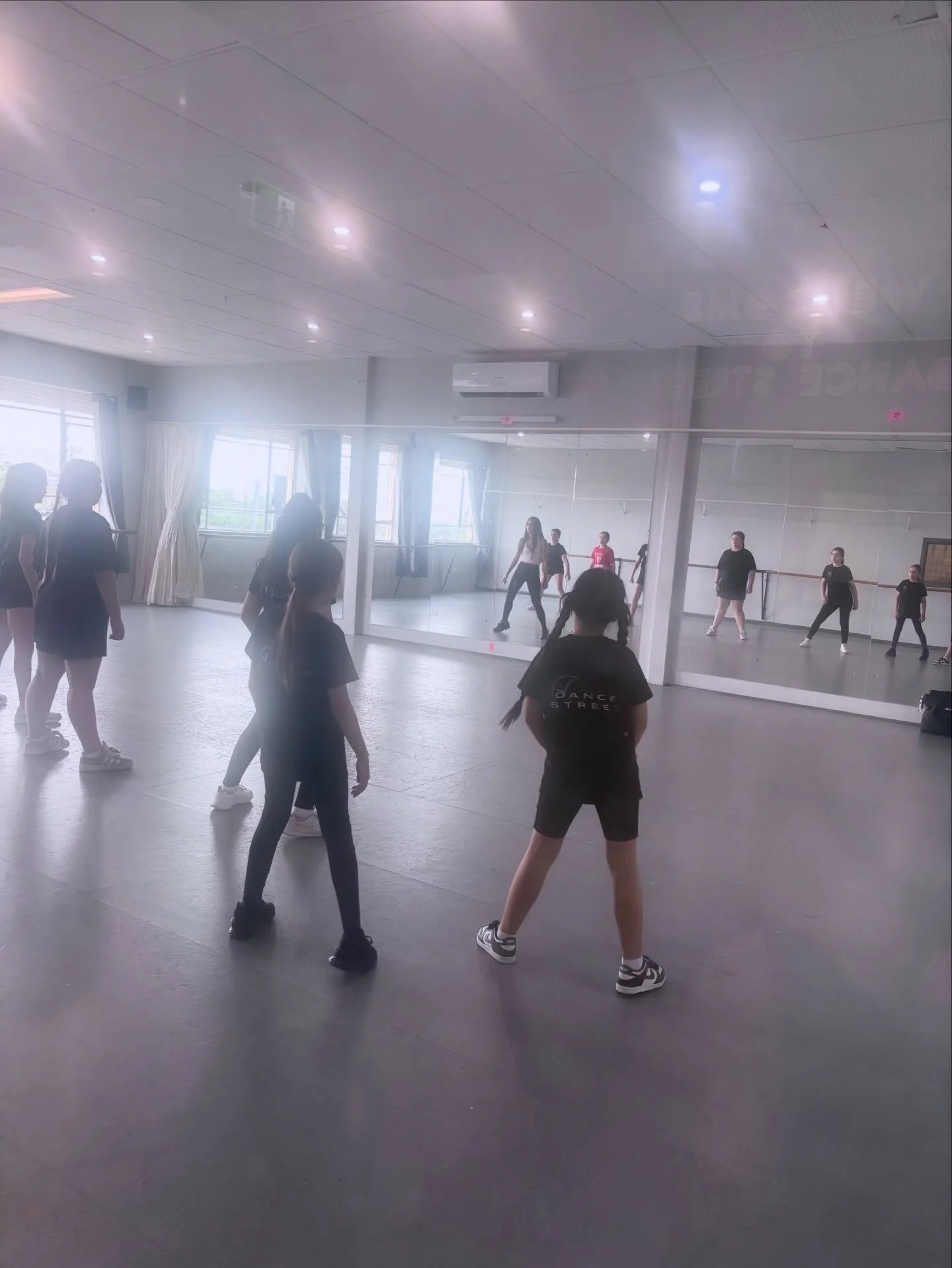 Things that happened this week 🩶
.
.
.
.
#dance #fyp #lalor #danceclasses #ballet
.

Bundoora, Epping, reservoir, Thomastown, kids activities, dancer, toddler, dancing