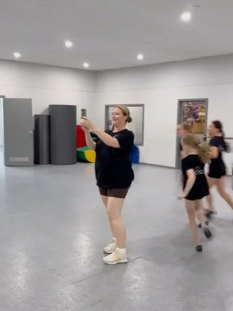 Interrupting class for content 🙃
.
.
.
#dance #tiktok #content #lalor #fun 
..
.
thomastown, Bundoora, Epping, dance classes, kids