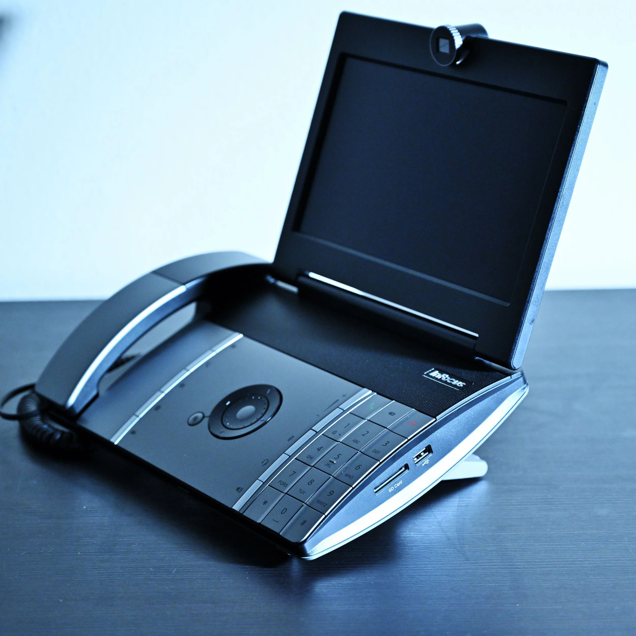 INFOCUS VIDEO PHONE