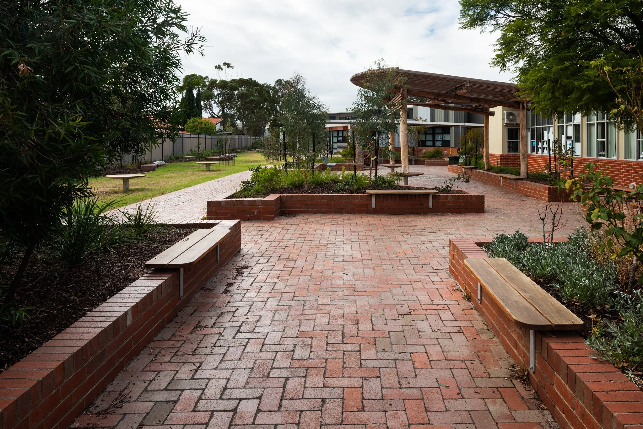 Footscray Nth Primary School, Vic Au.  Urban Initiatives