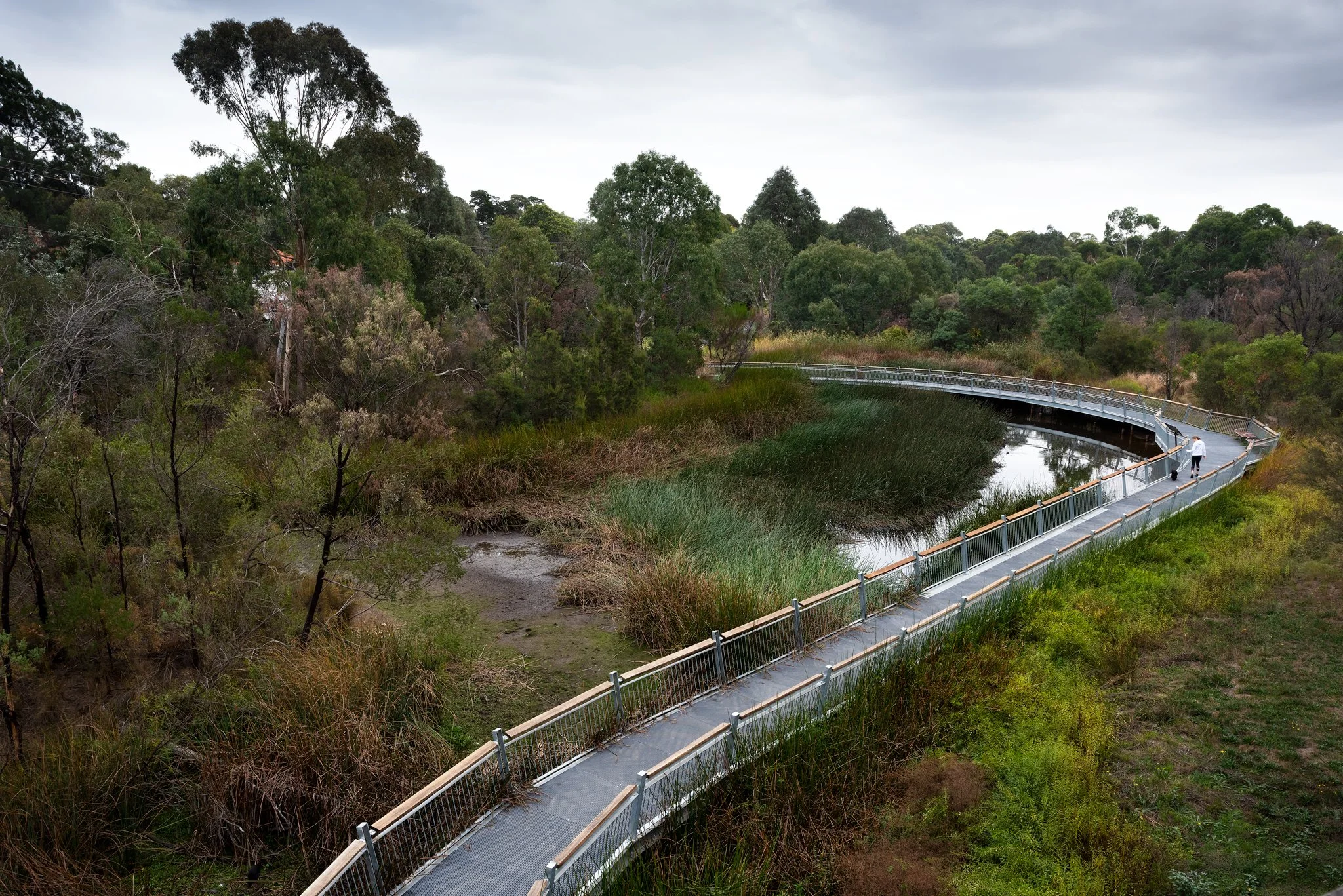 Koonung Creek, Vic Au. Urban Initiatives