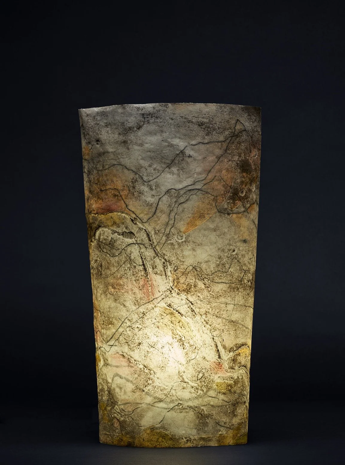 value the marginal (every reminder leaves me breathless) 

Lovely little 2021 throwback to my bachelors grad work - part of a series of paper and beeswax collograph lanterns entitled: ~ wildness is an opportunity ~

photo by @samrophoto 

#emergingar