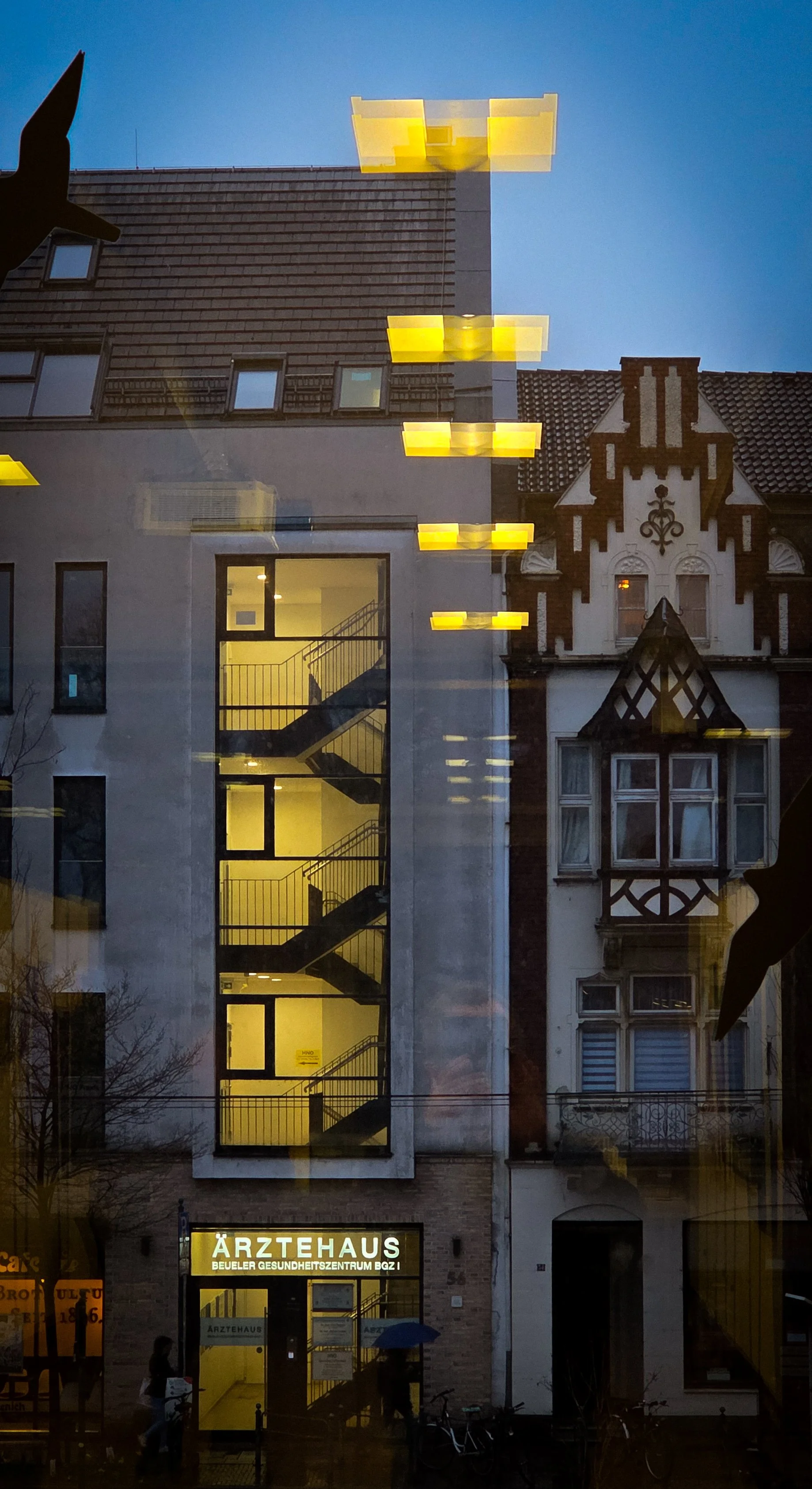 No. 102 - City Lights