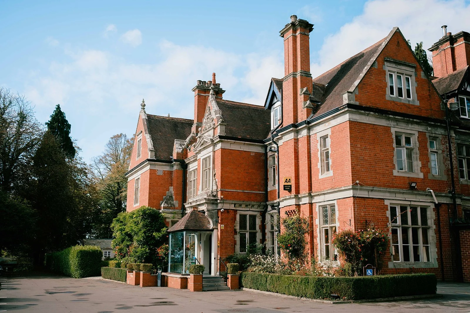 Tom Collins Wedding Photography Bridgend Cardiff Wales1.jpg