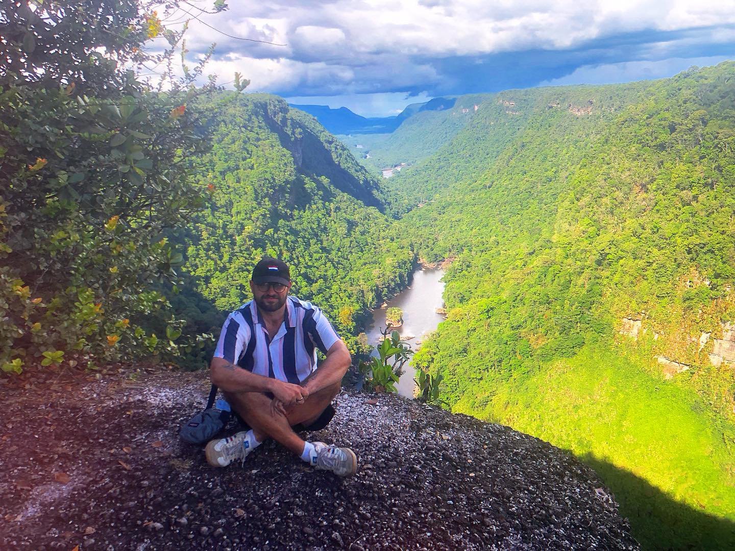 kaieteur national park 🛩️🌳🌈