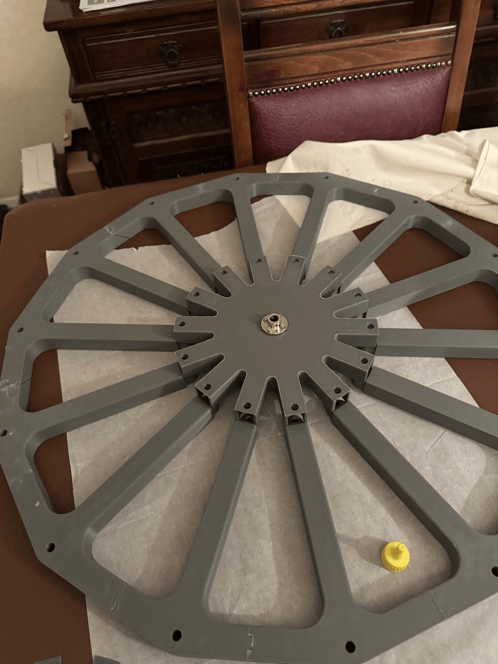 Central axle hub added to spoke assembly