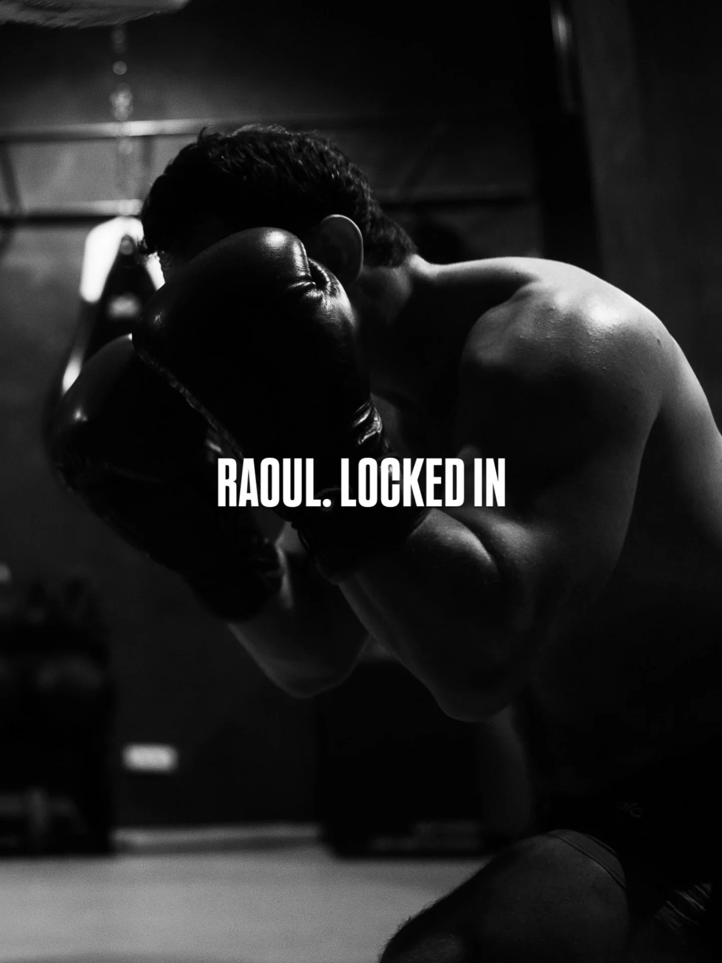 steady work.
months in.

trabajo constante.
meses ya.