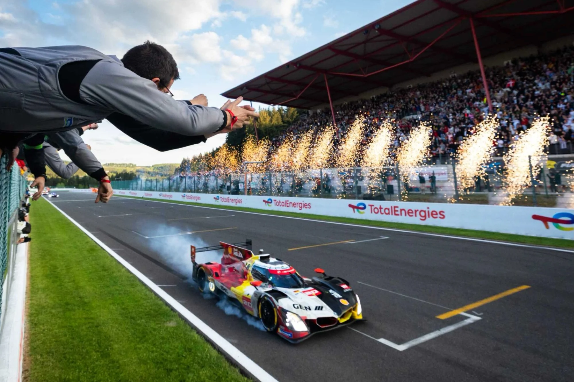 Big congrats to BMW on an excellent 1-2 at @circuit_spa_francorchamps this weekend. Always a challenging race, and the competition is ferocious. Well done!

#wec #bmwm #hypercar #optionz
