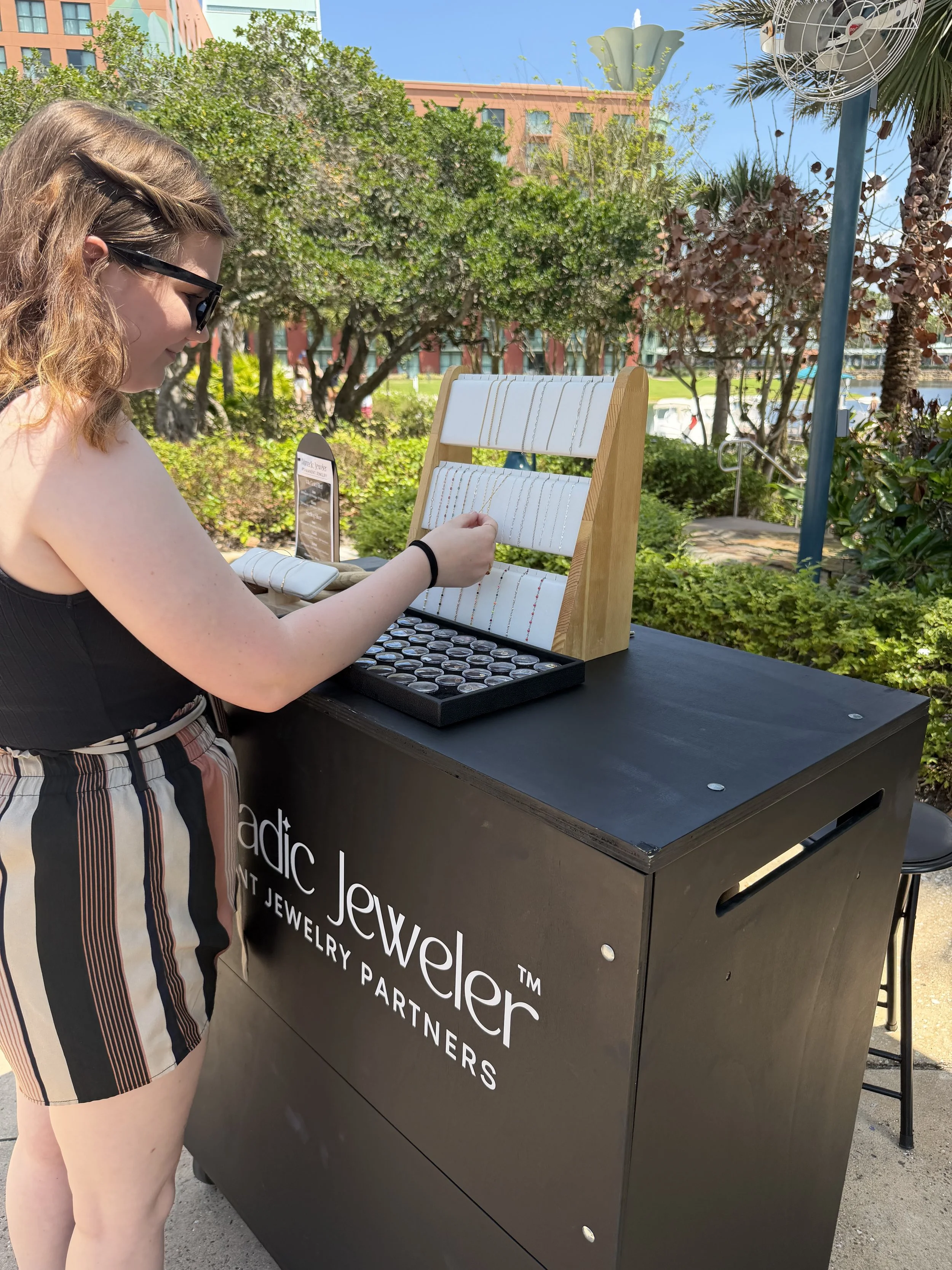 How The Nomadic Jeweler Helps Hotels Drive Ancillary Revenue Through Permanent Jewelry Experiences