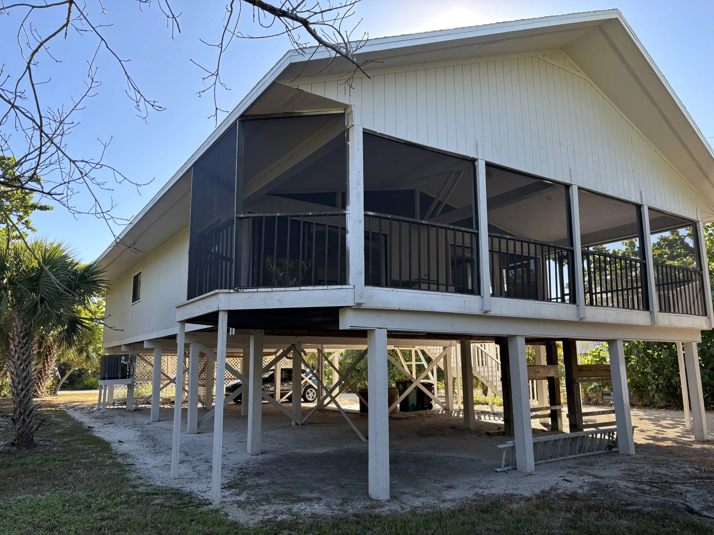 Back of house showing huge lanai