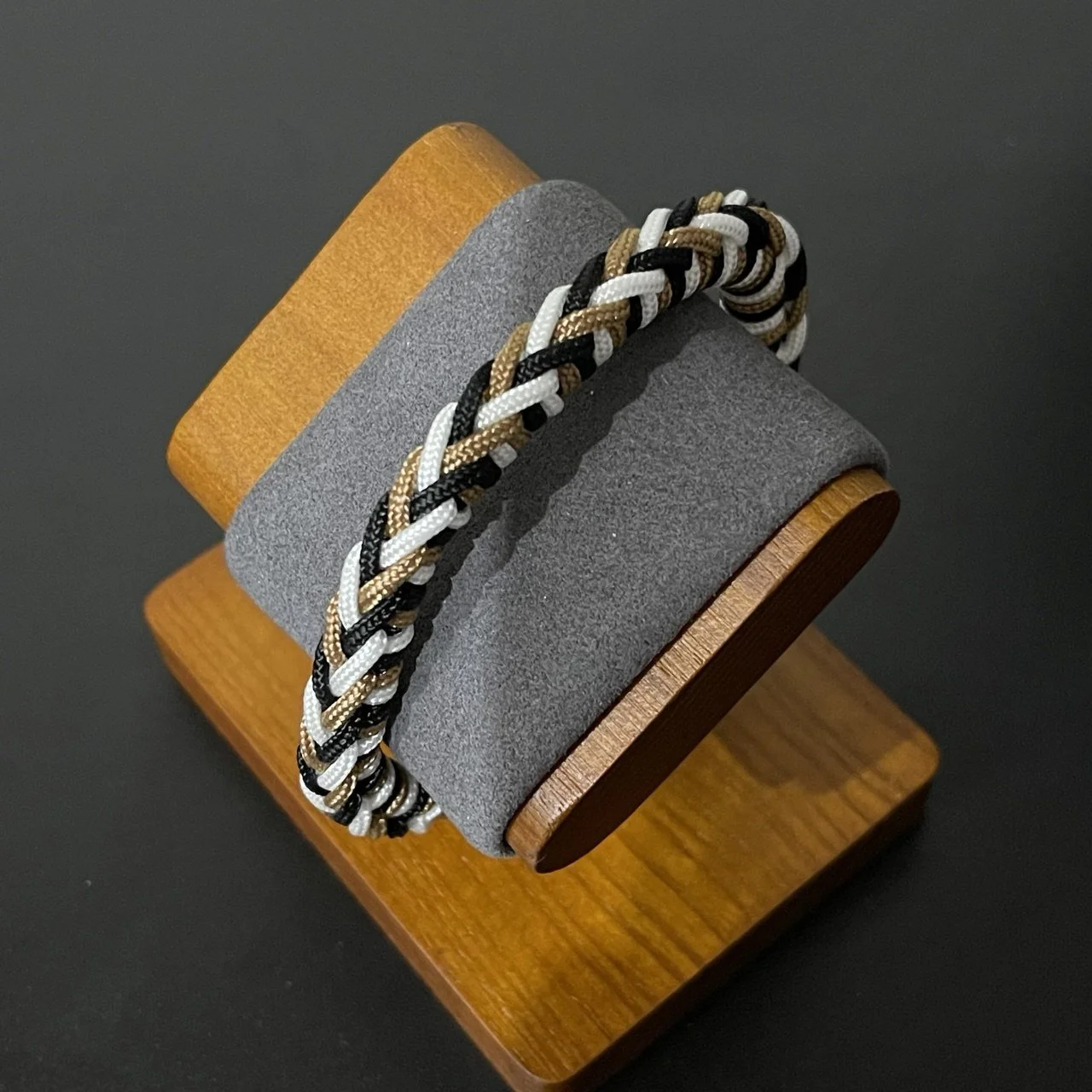 Hugo Weave Bracelet