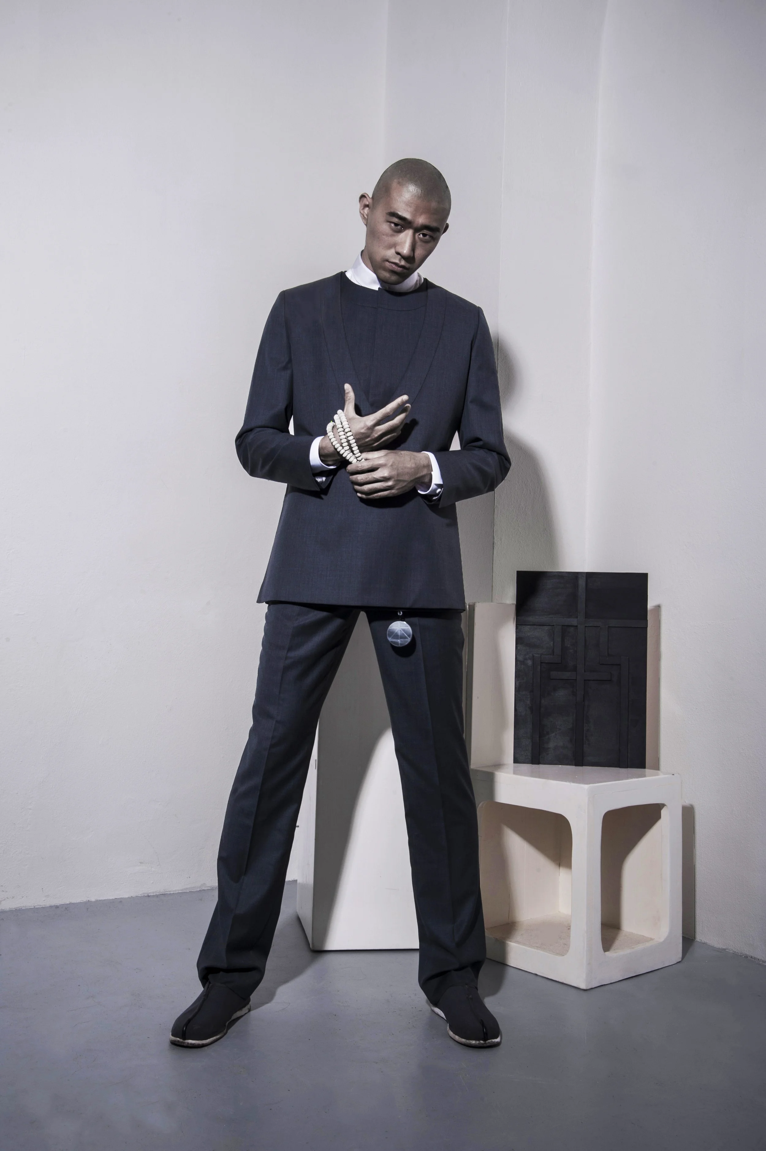 ORIENTELIER DUALITY  LOOK 24