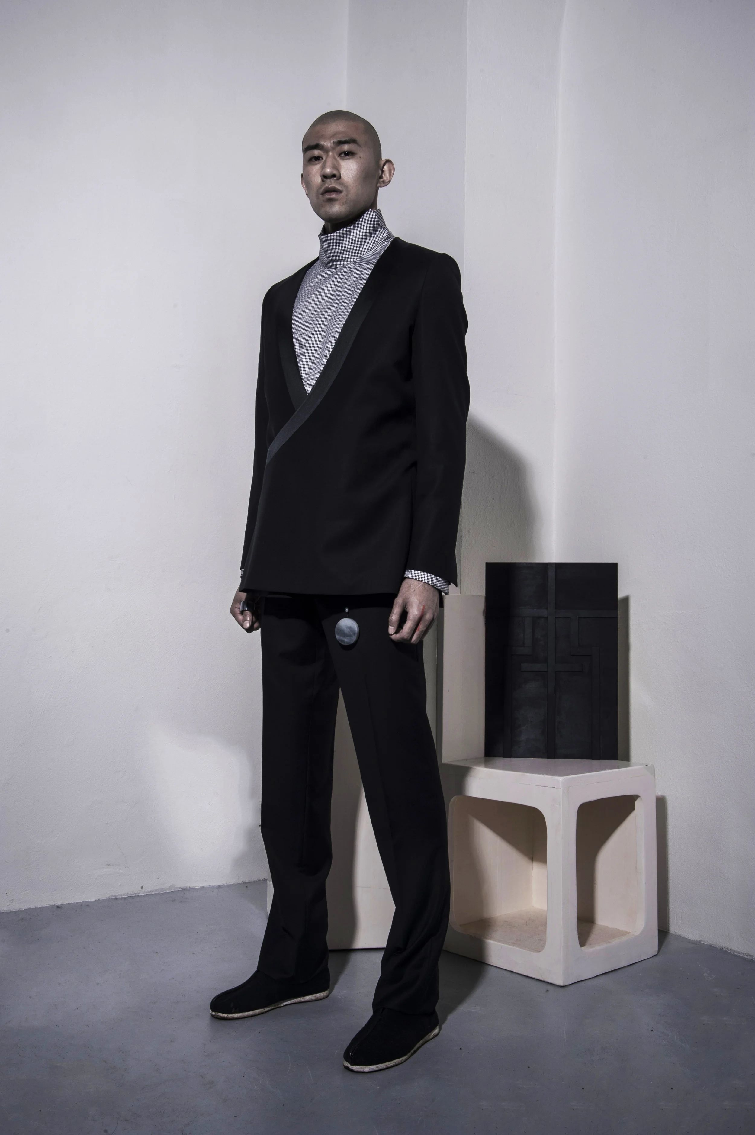 ORIENTELIER DUALITY  LOOK 15