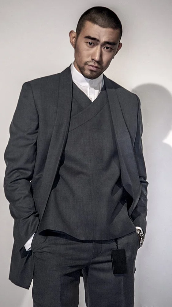 ORIENTELIER GENESIS LOOK 05