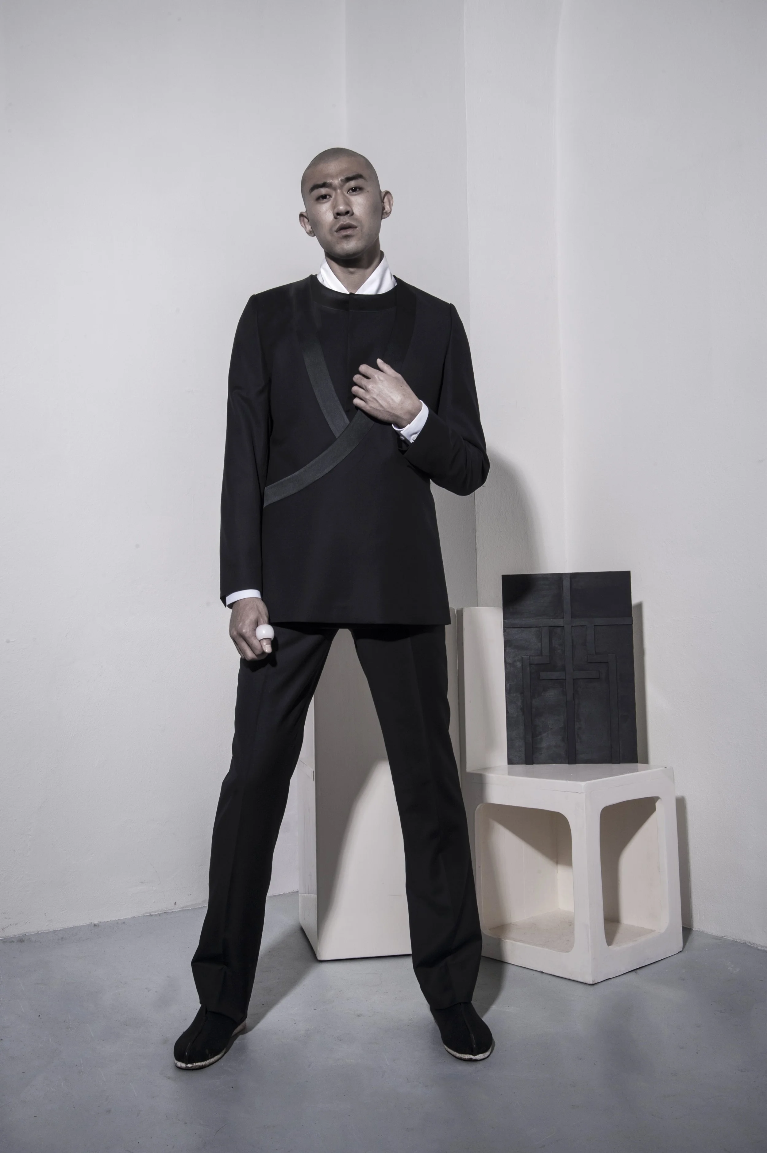 ORIENTELIER DUALITY  LOOK 23