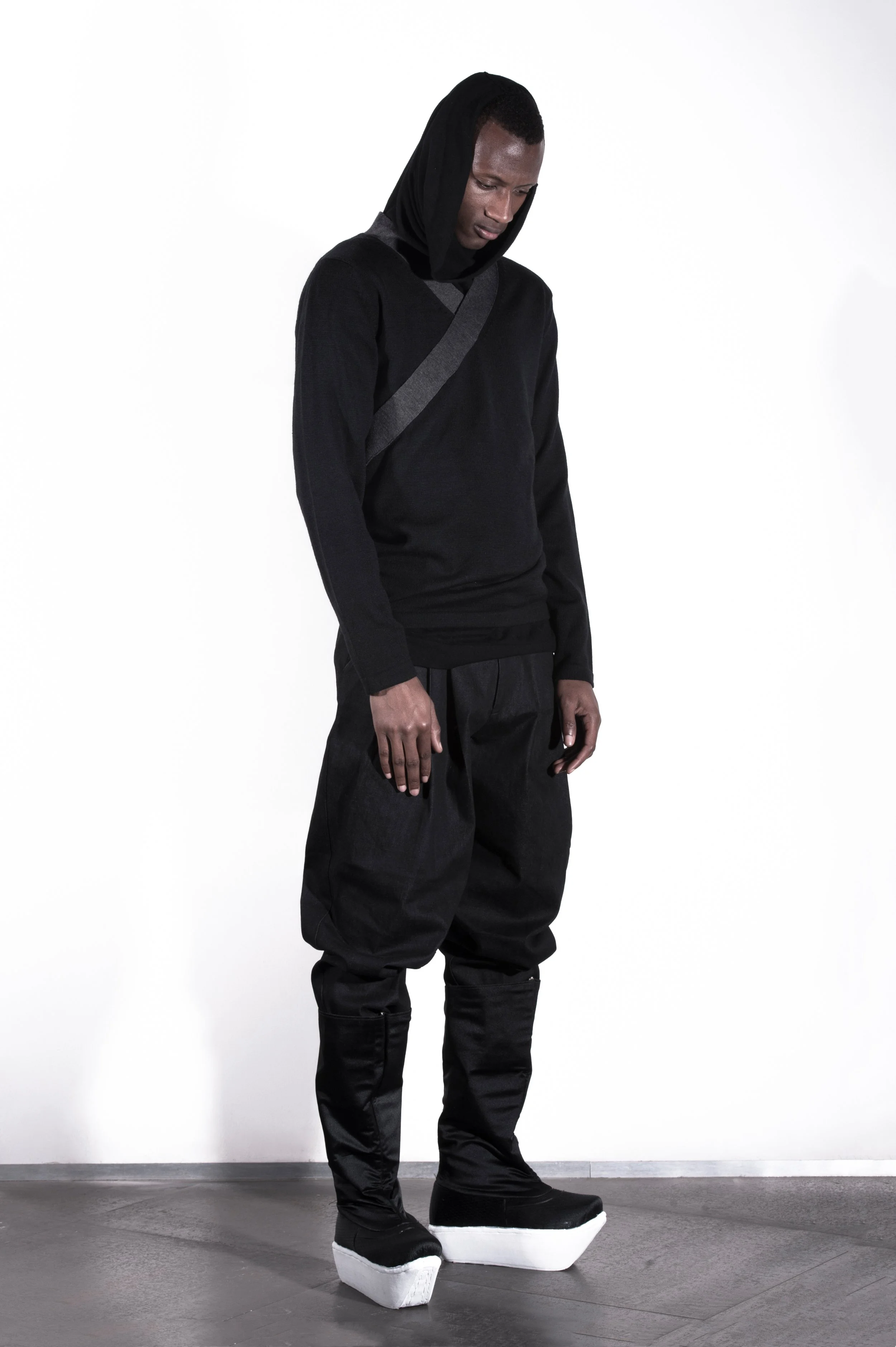 ORIENTELIER CAUSALITY LOOK 27