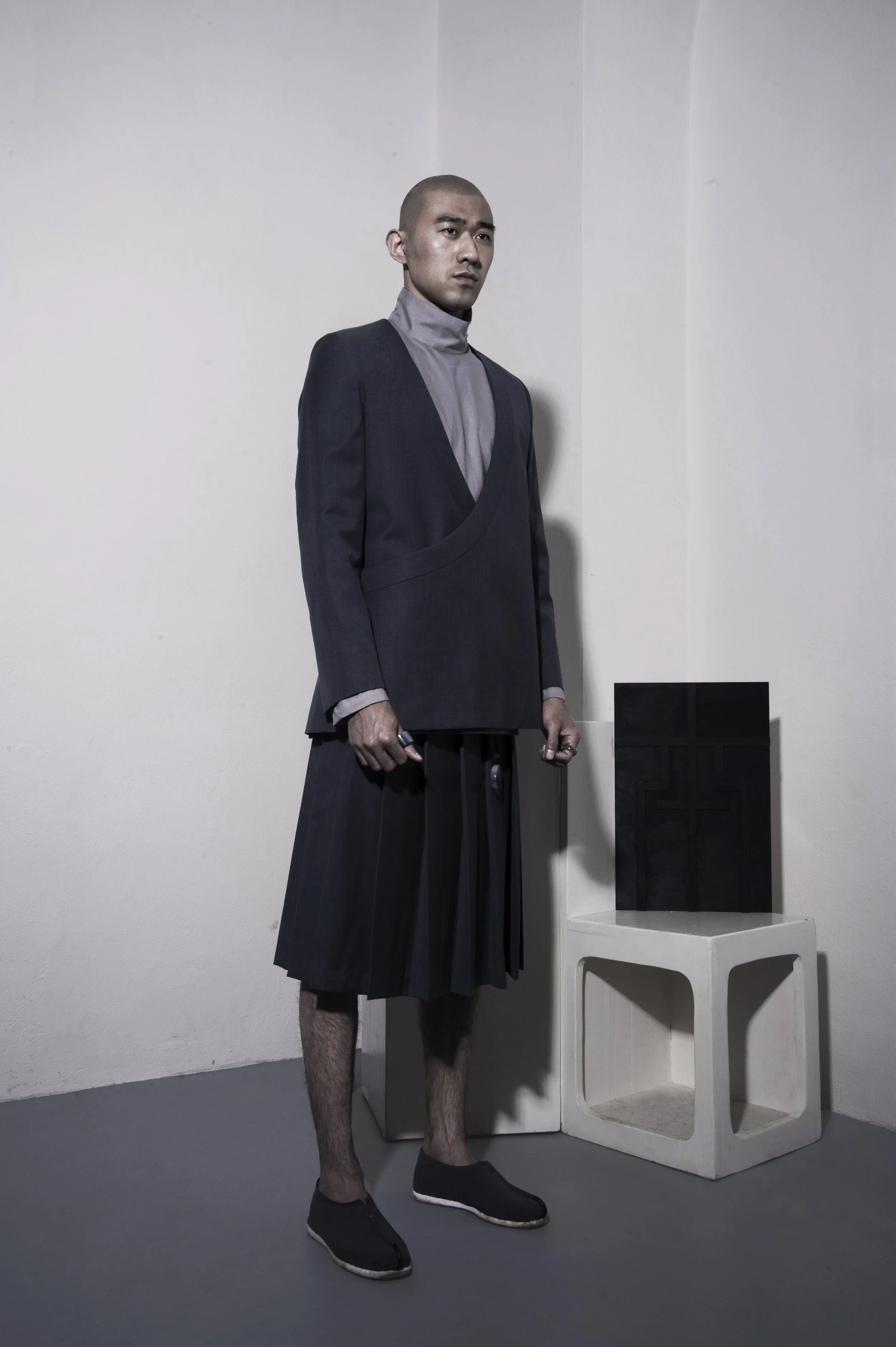 ORIENTELIER DUALITY  LOOK 01