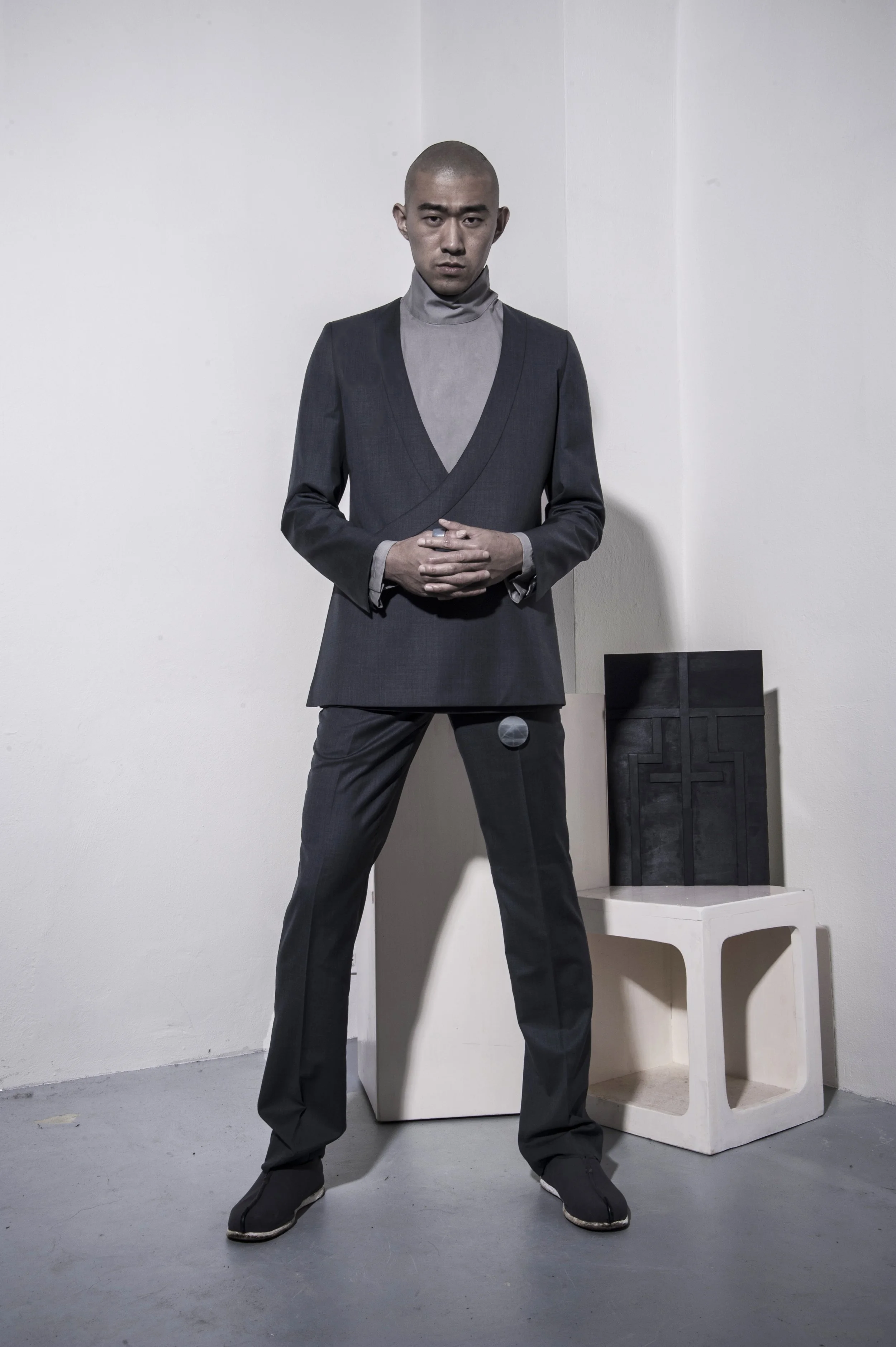 ORIENTELIER DUALITY  LOOK 14