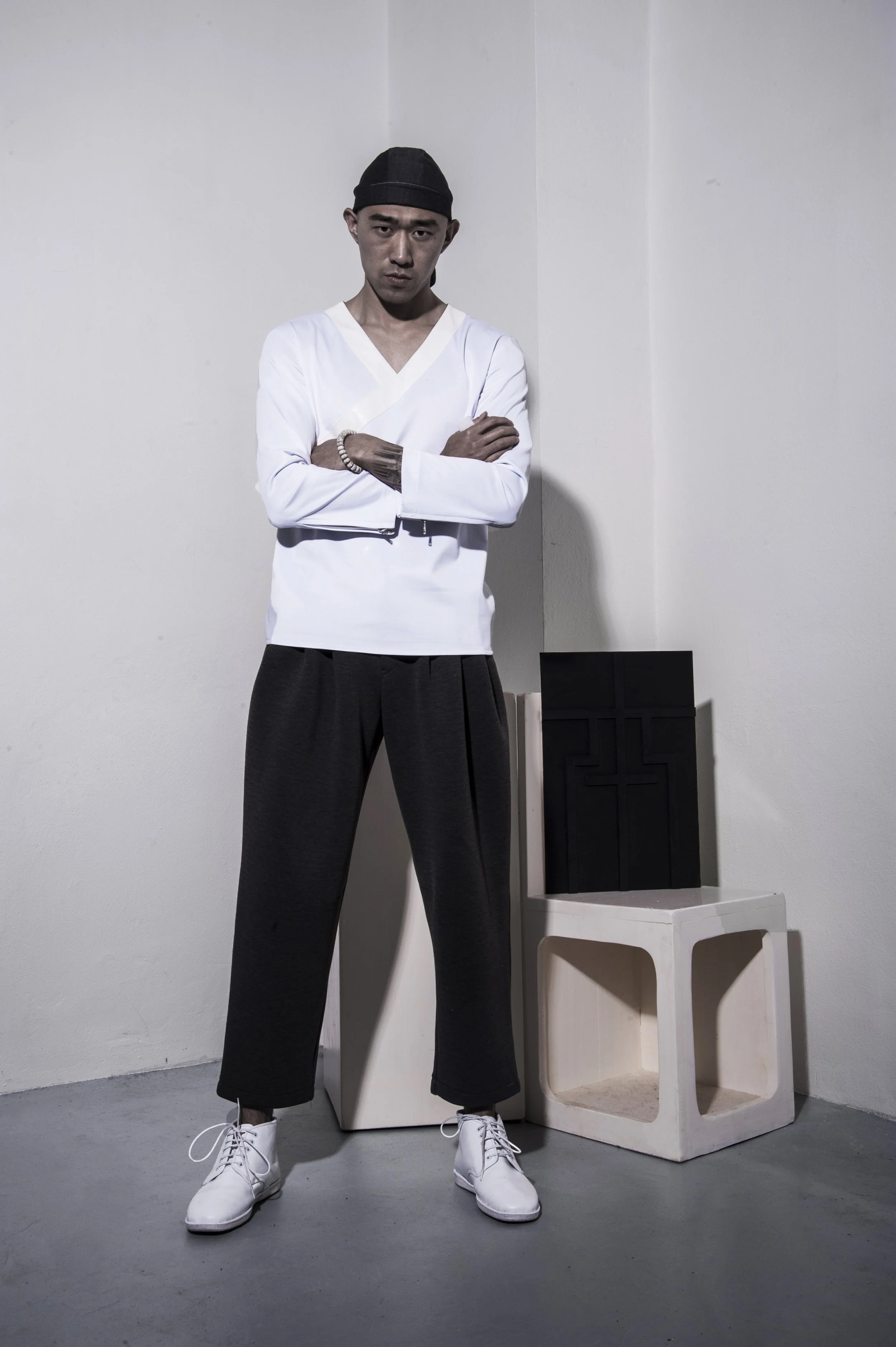 ORIENTELIER DUALITY  LOOK 30