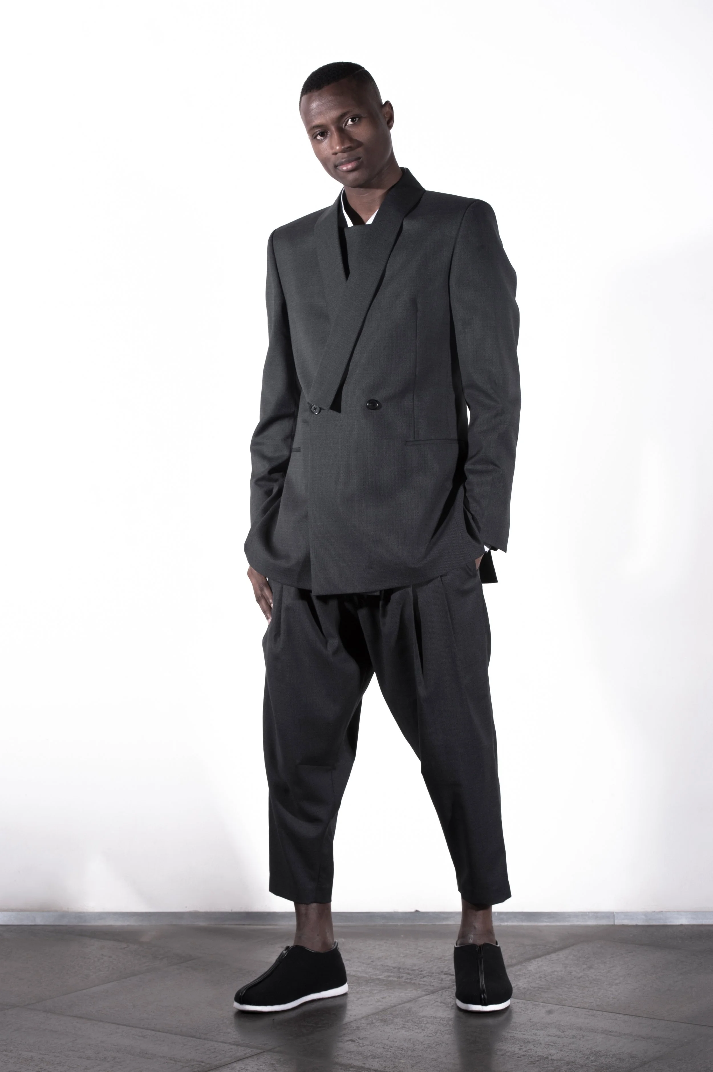 ORIENTELIER CAUSALITY LOOK 11