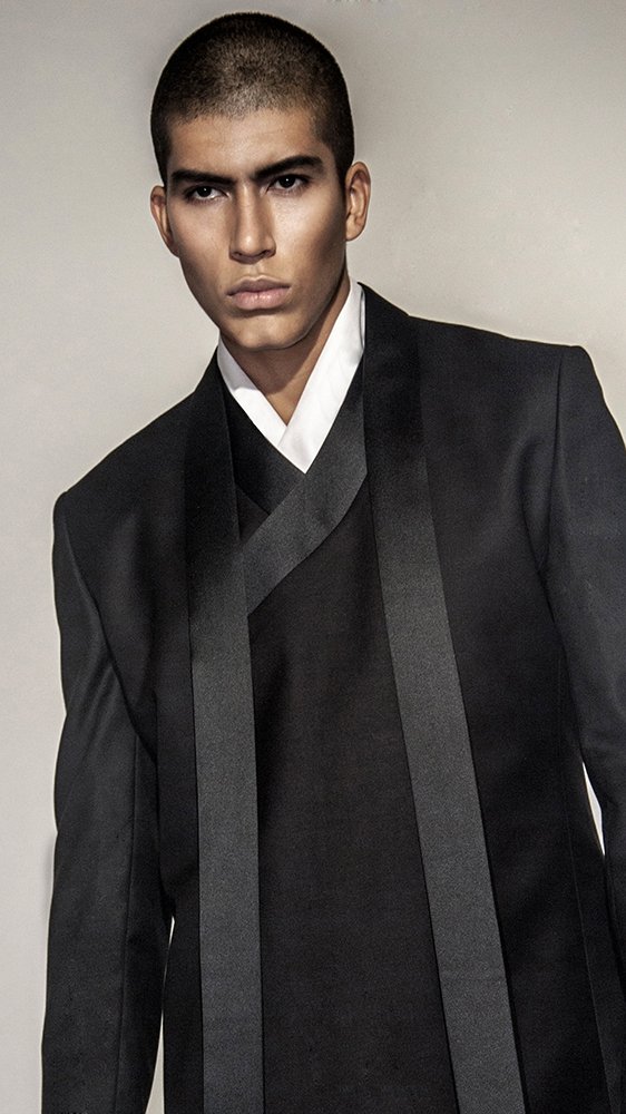 ORIENTELIER GENESIS LOOK 02