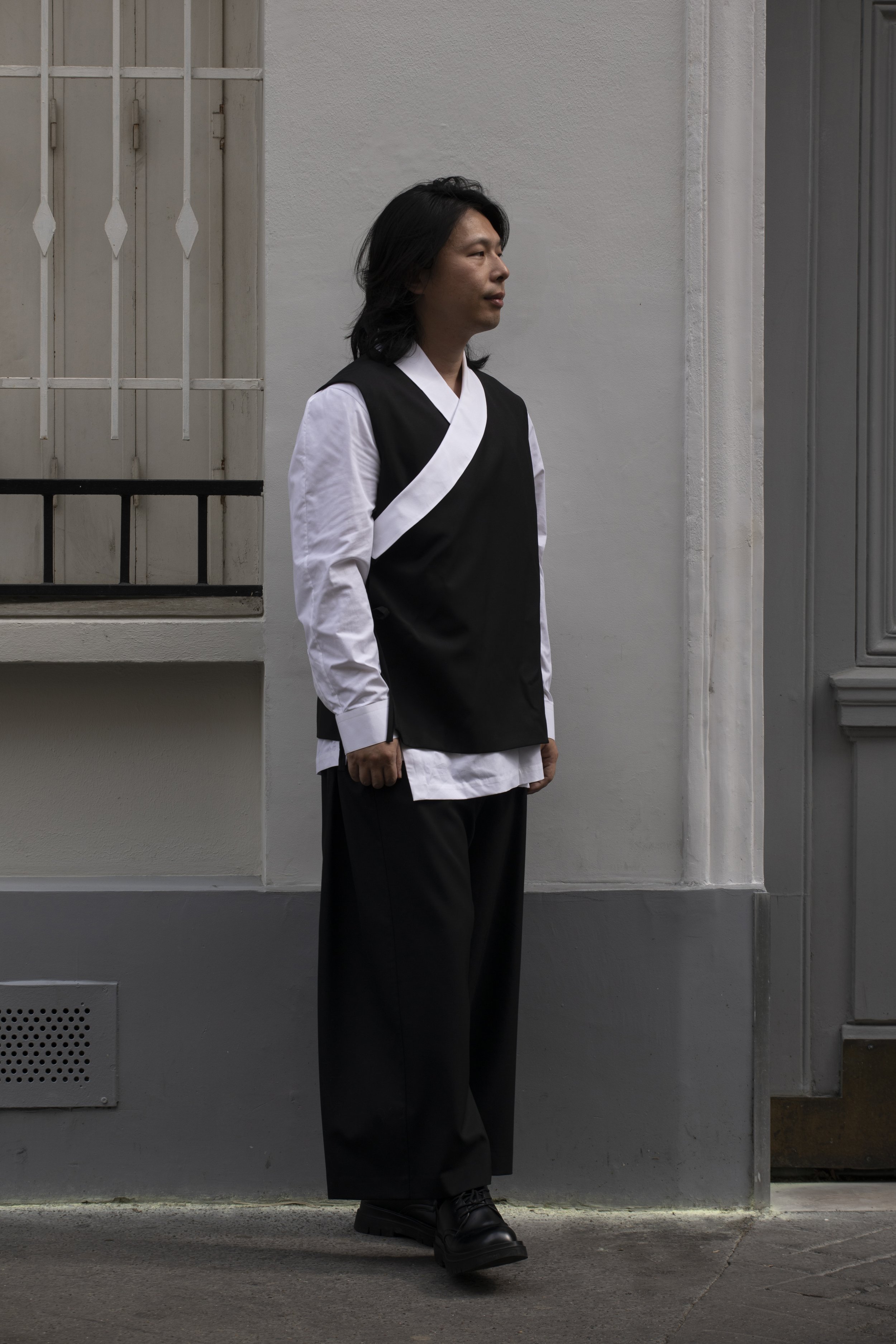 LOOK 12B.jpg