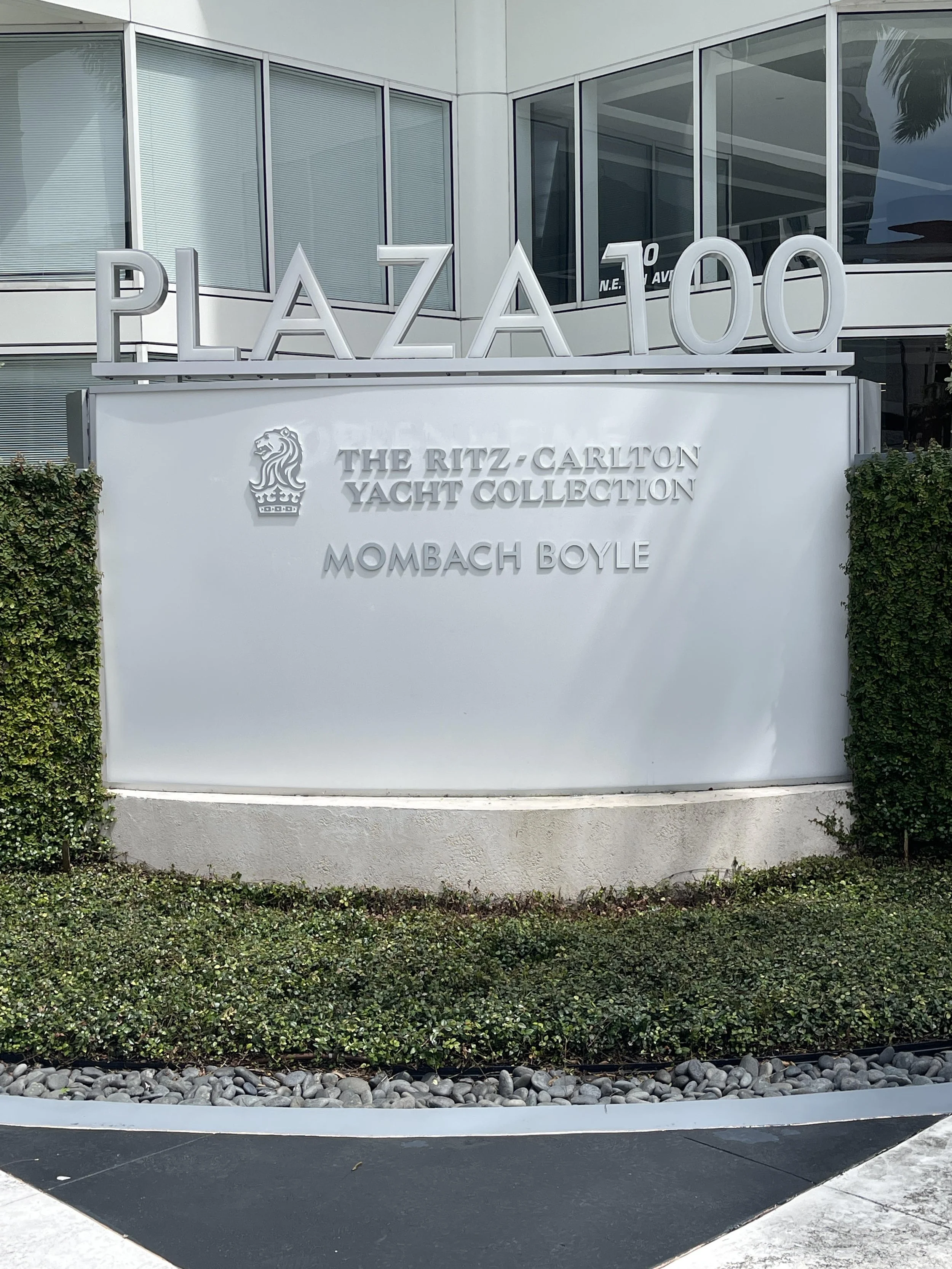 Plaza 100 Monument Sign.jpg