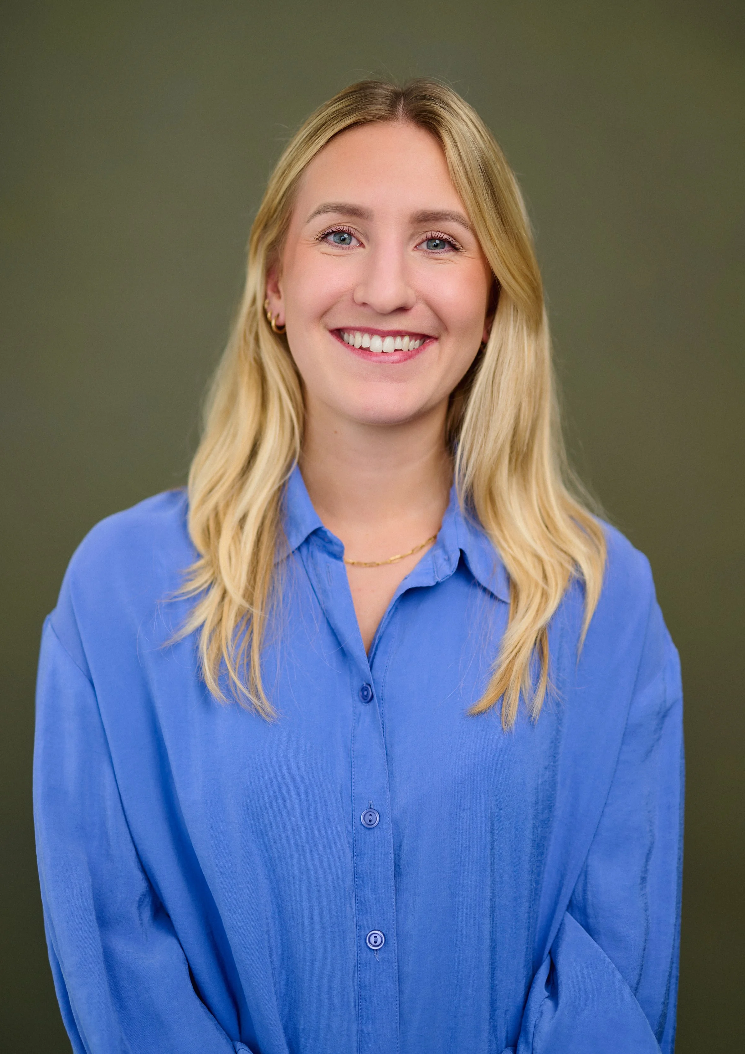 BABCP-accredited CBT, EMDR & NET Therapist | Anna Daniel - The Reframe Room
