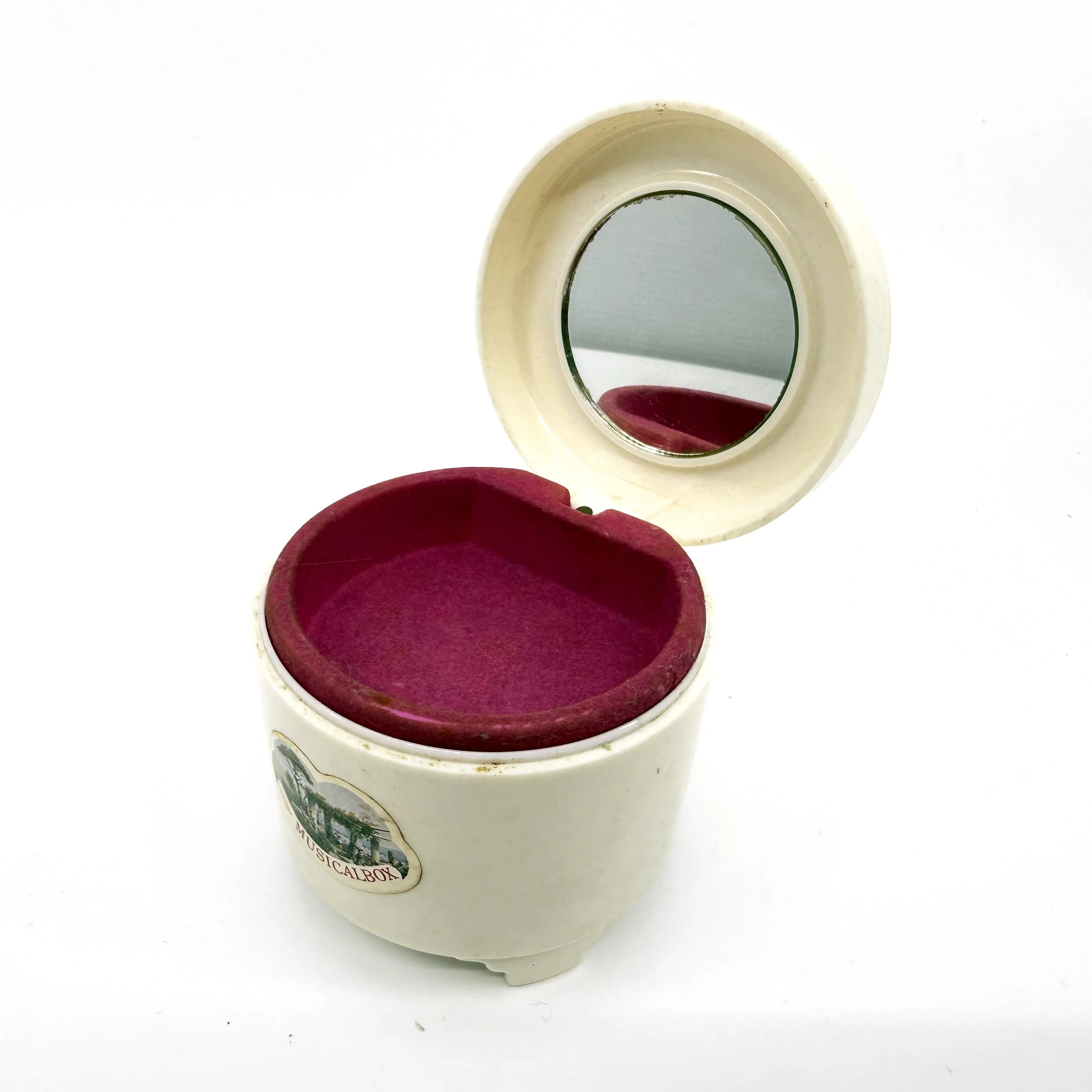Music box from Peru (via Japan): Leddy Saenz