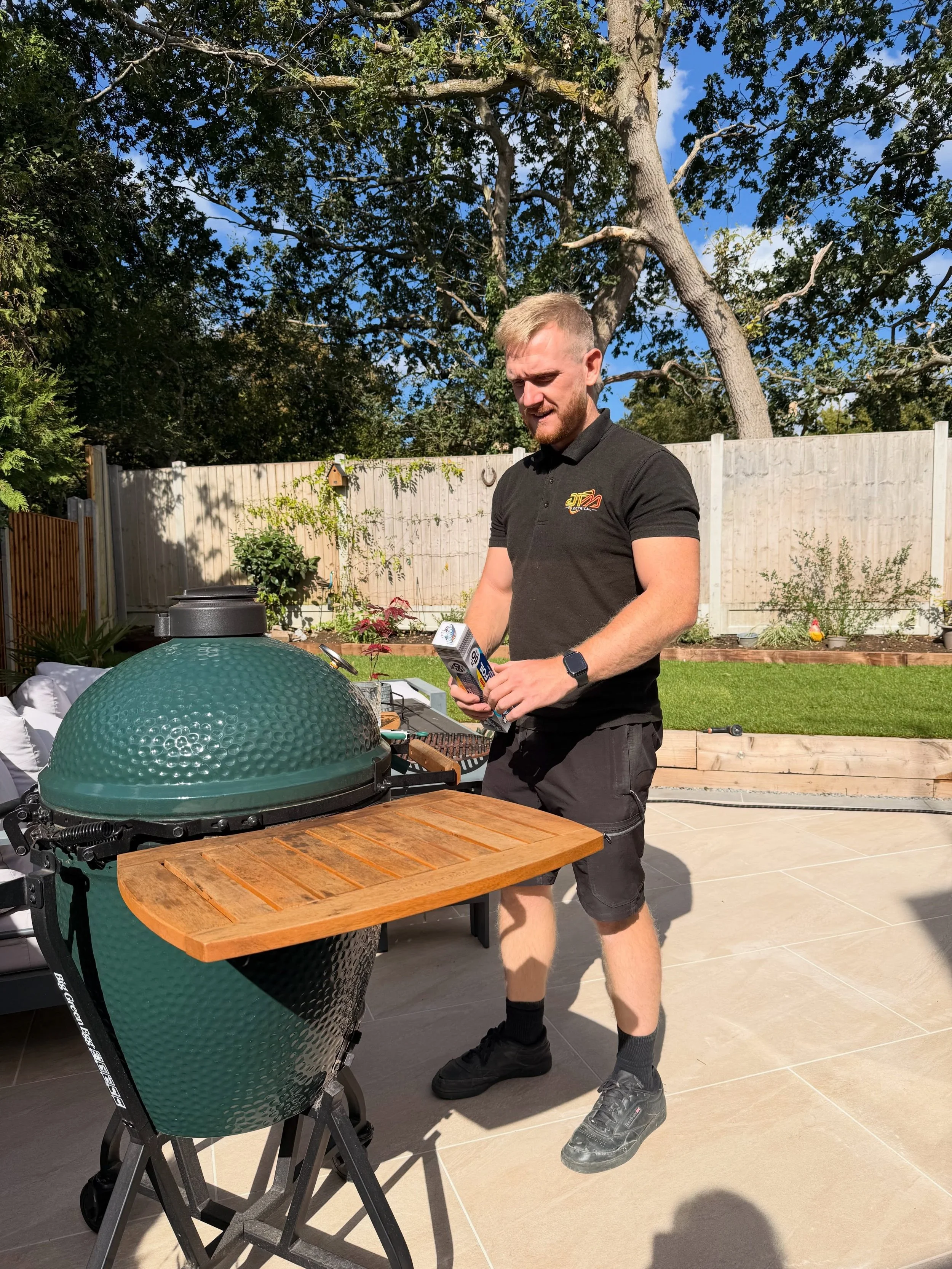 Some electricians spend their Saturdays relaxing&hellip; Joe apparently had other plans. 😂🔥

Up at 4:30am to get the Big Green Egg fired up for a slow-cooked pork shoulder, off to work for a nice easy job, then back home to cook again.

Electrician