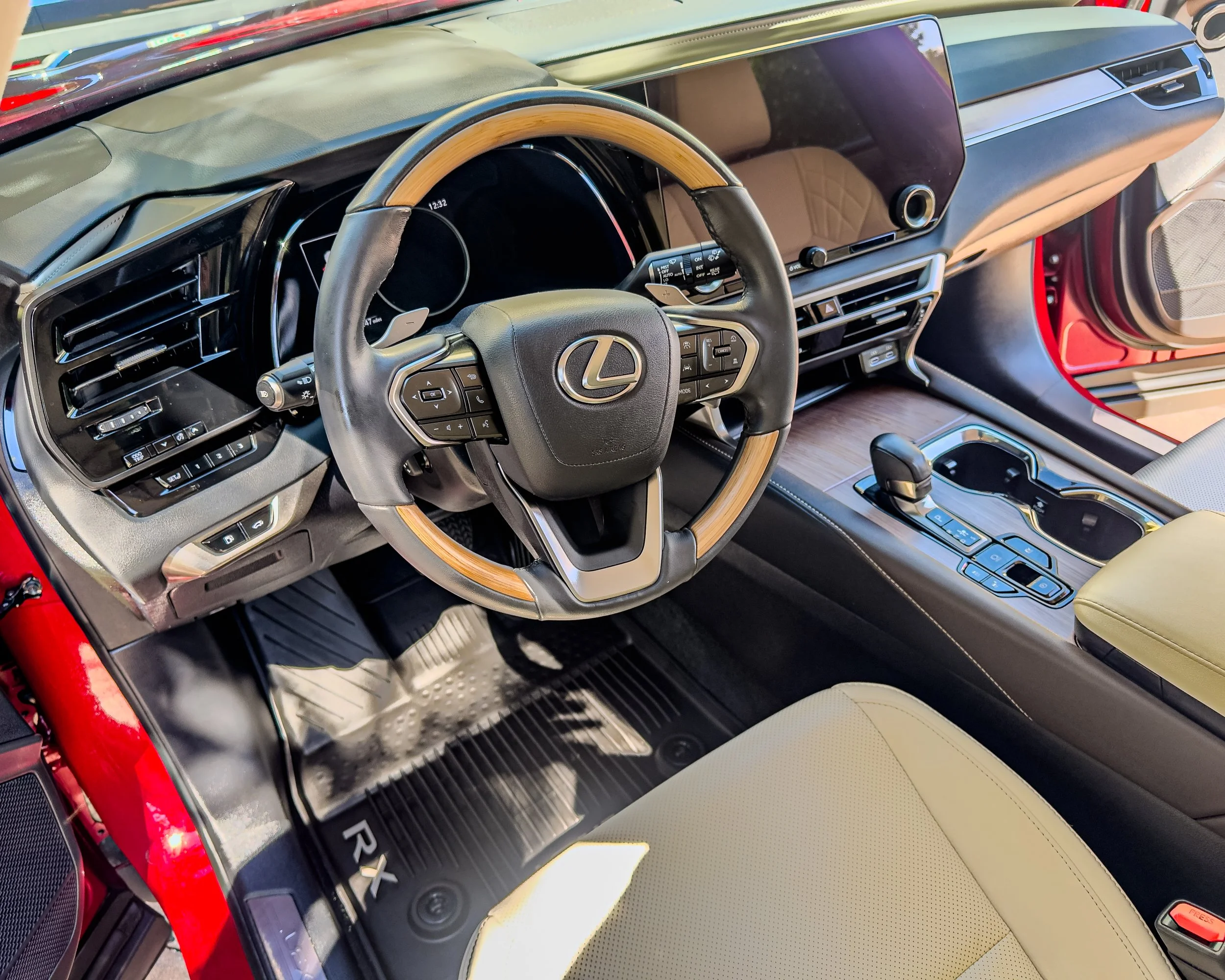 Picture of a clean interior of a Lexus.