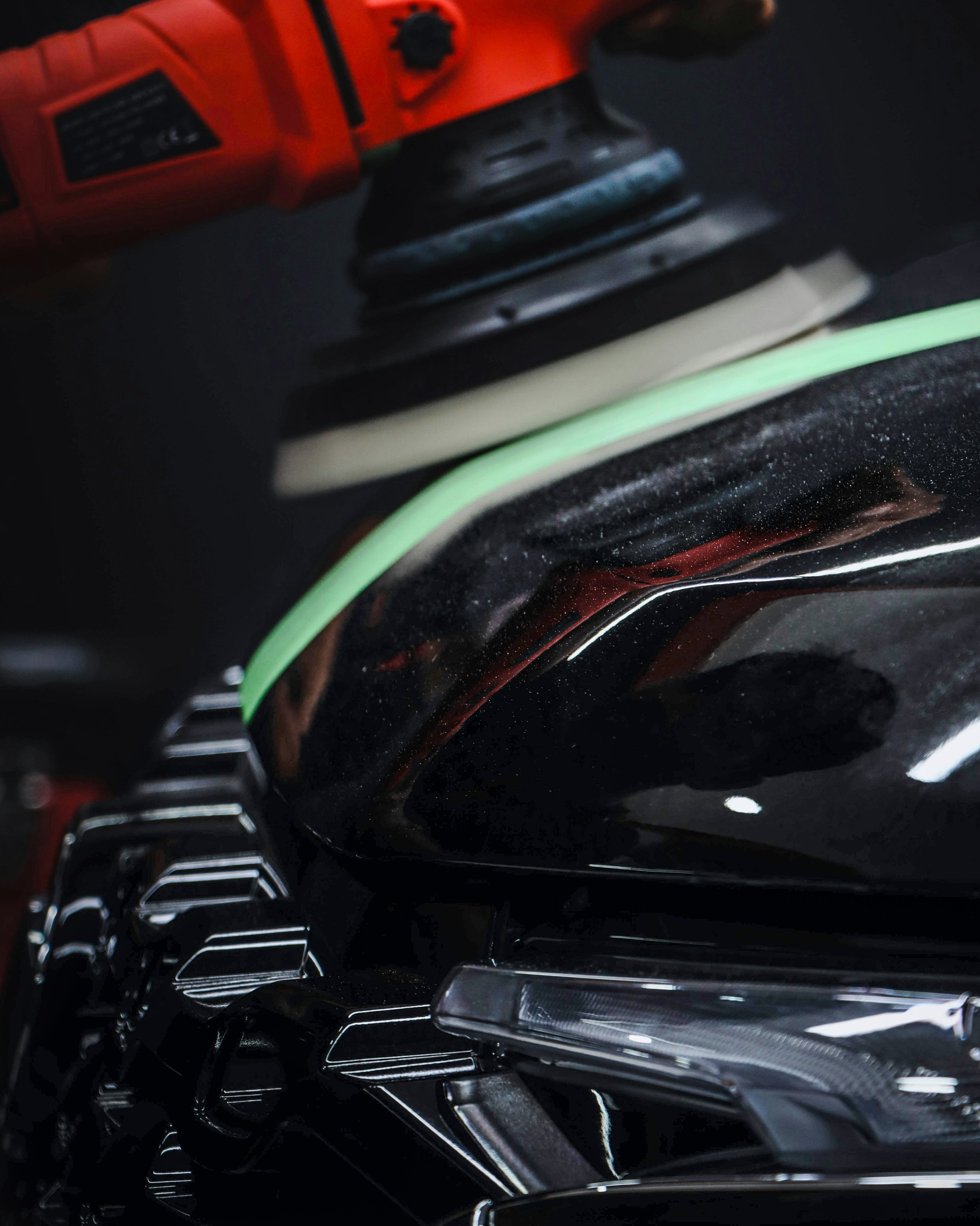 Picture of a polisher.