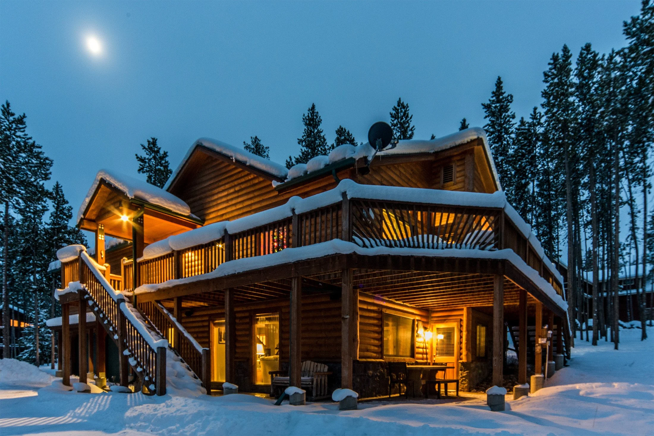 Timberline Properties Home Watch can maintain your mountain cabin with our cleaning, snow removal, and home watch services.  As a short-term rental or just your personal mountain cabin, we excel in maintaining your property so you can relax.