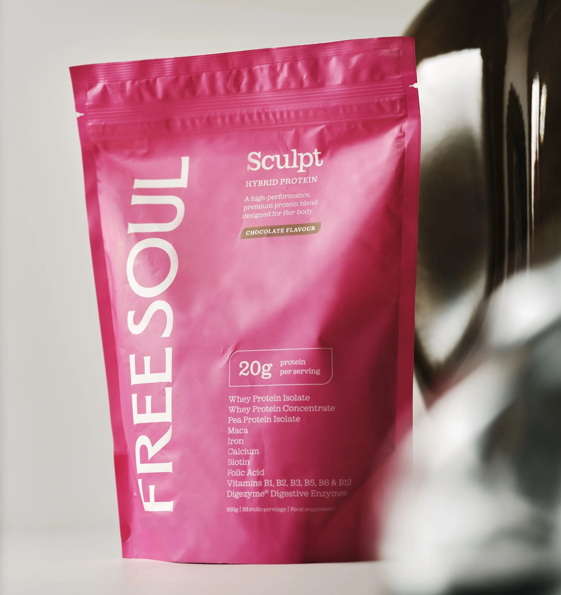 190126_Freesoul Sculpt_pouches with vase_v2 copy.jpg