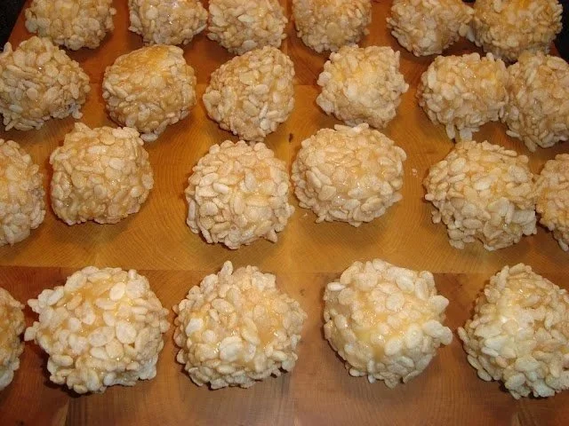 Rice Krispies Golf Balls