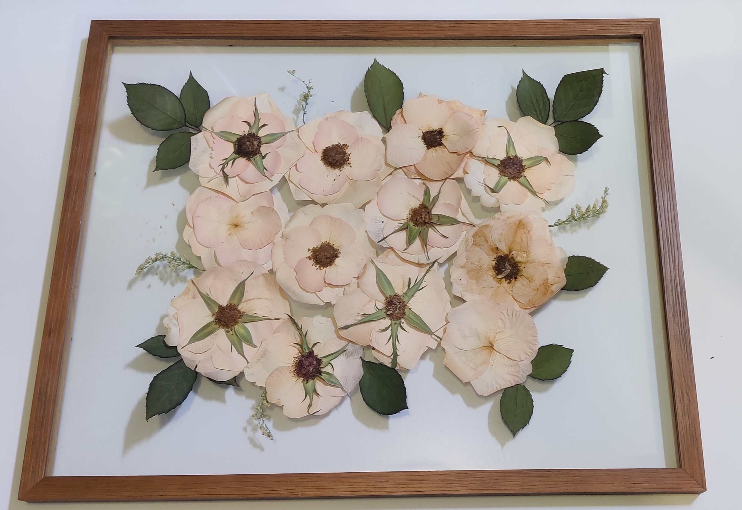 16x20 flower frame.jpg