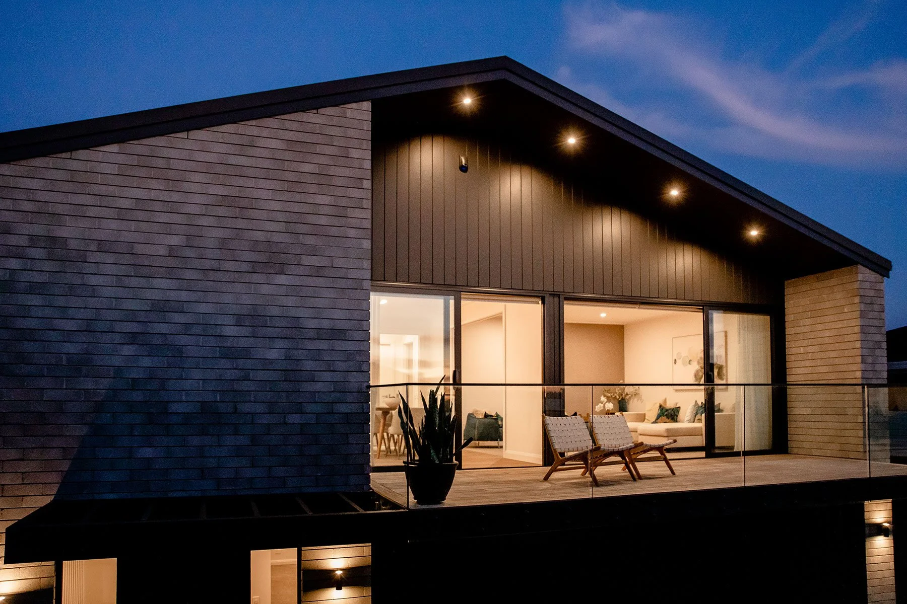 Bucklands Beach - Lighting Exterior 2.jpg